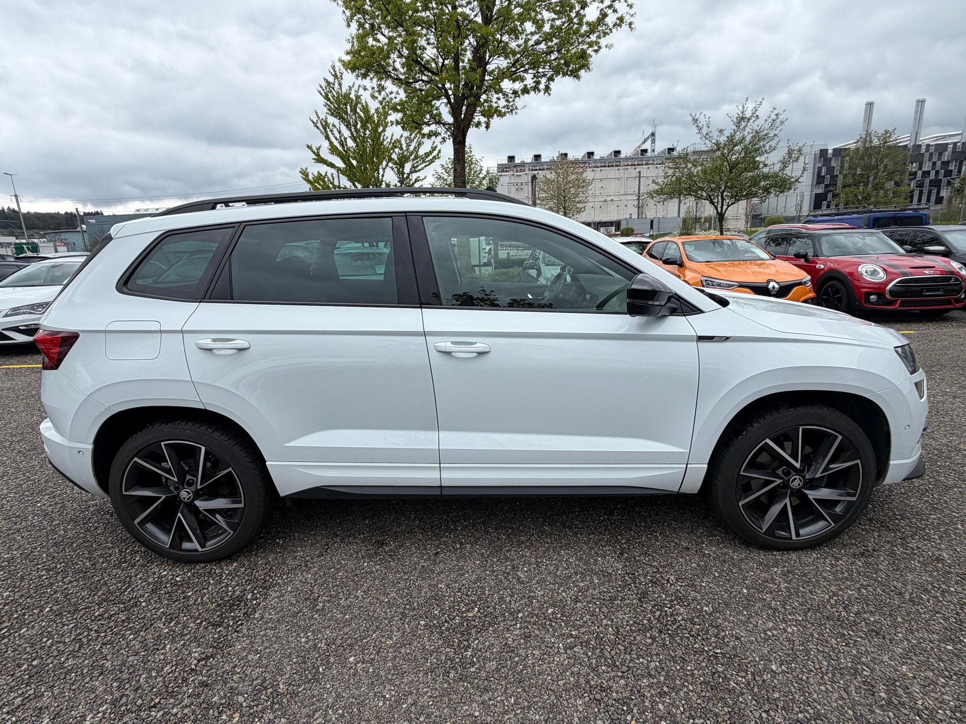 SKODA Karoq 2.0 TSI SportLine 4x4 DSG-showroom-element-3