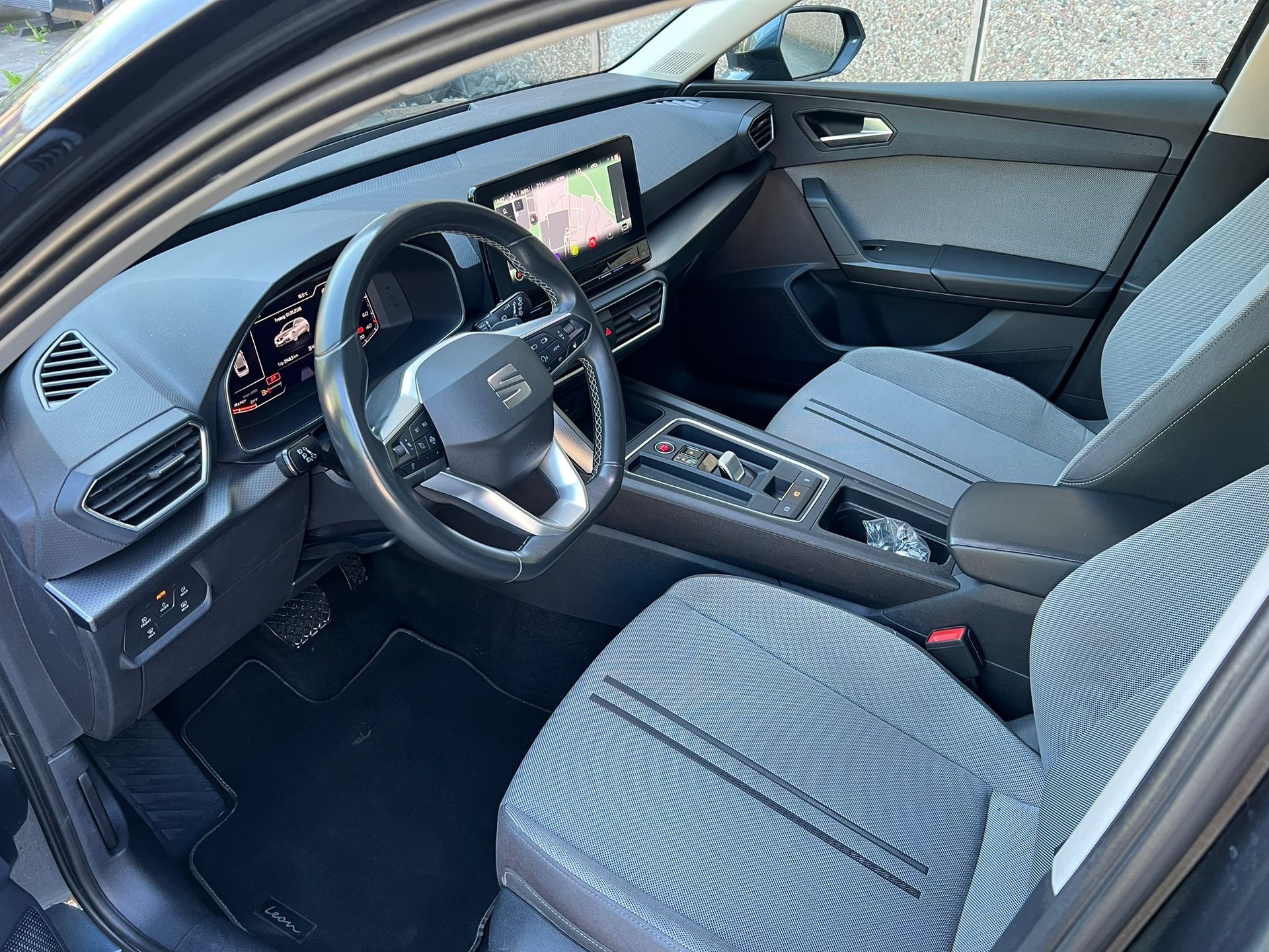 SEAT Leon ST 2.0 TDI EVO DSG 4Drive Style-image-10