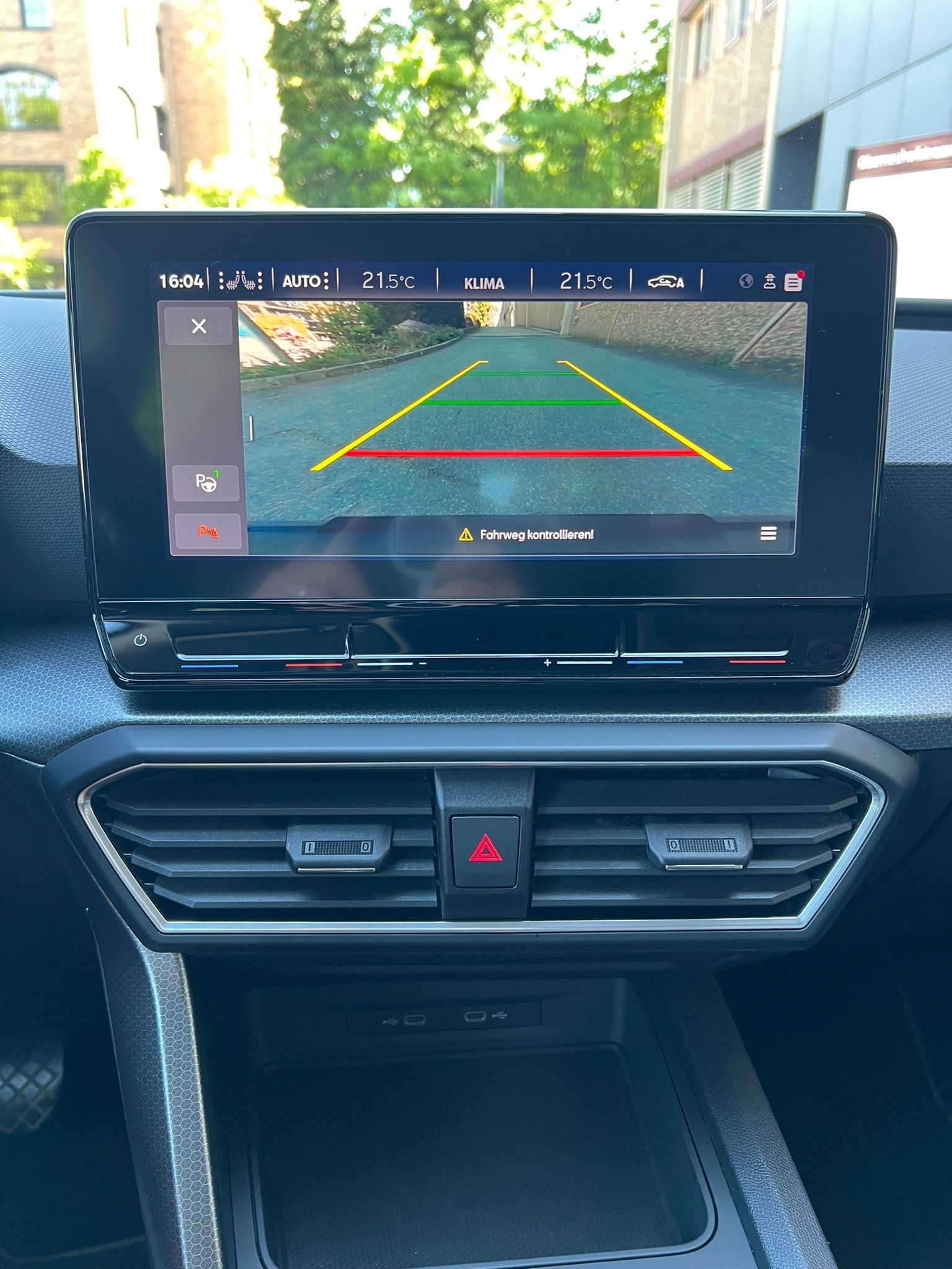 SEAT Leon ST 2.0 TDI EVO DSG 4Drive Style-image-15