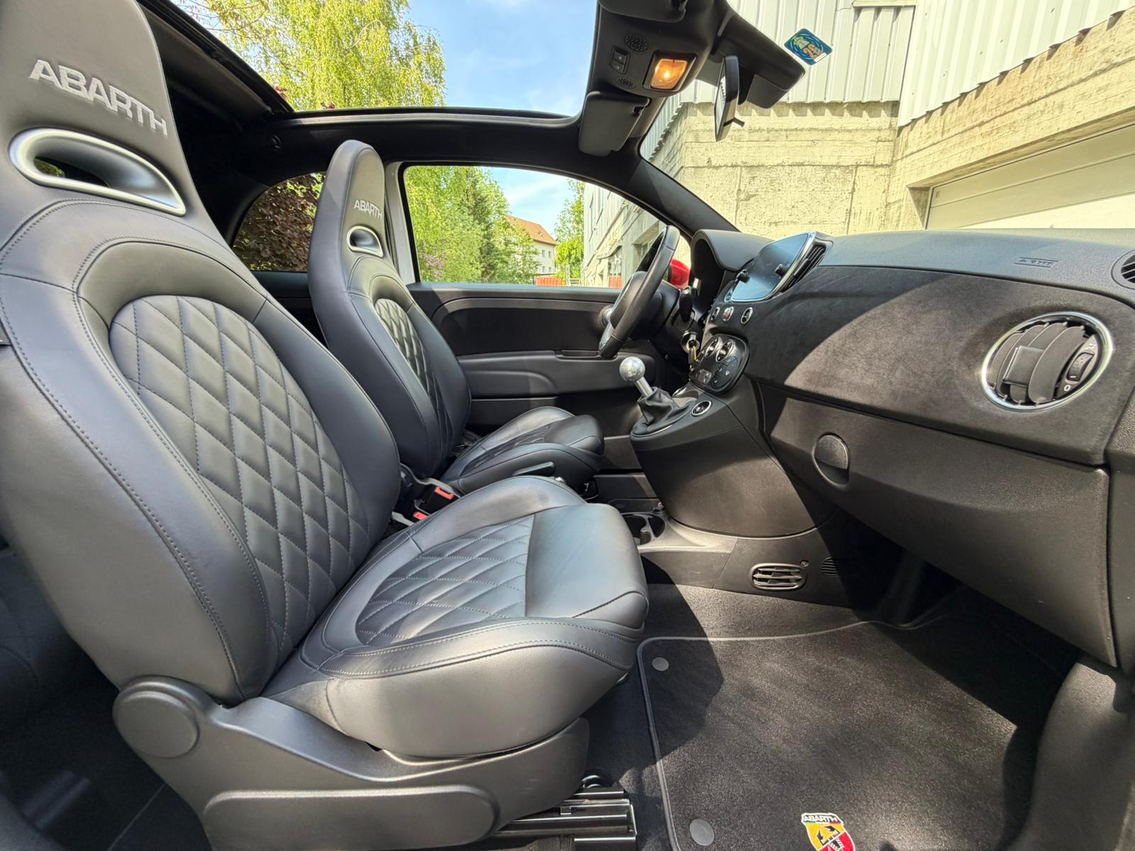 FIAT 595C 1.4 16V Turbo Abarth Turismo-image-17