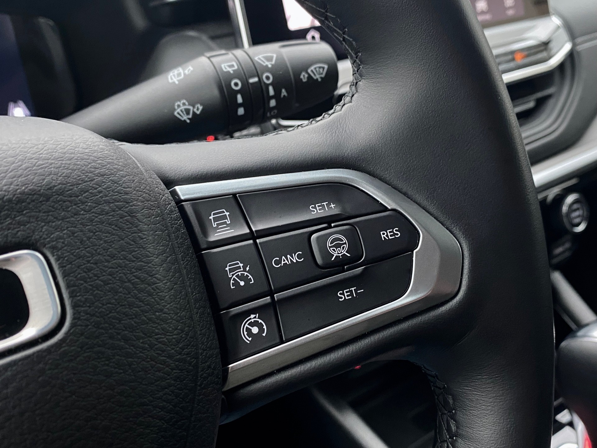 JEEP Compass 4x2 1.5T*MildHybrid*Swiss Altitude*-image-16