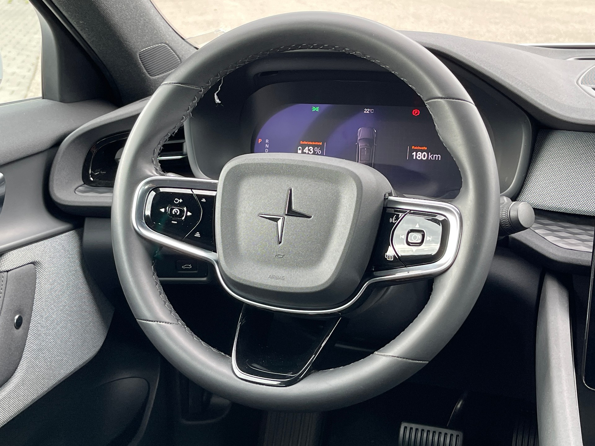 POLESTAR Polestar 2 Long Range Single 78 kWh MY23-image-8