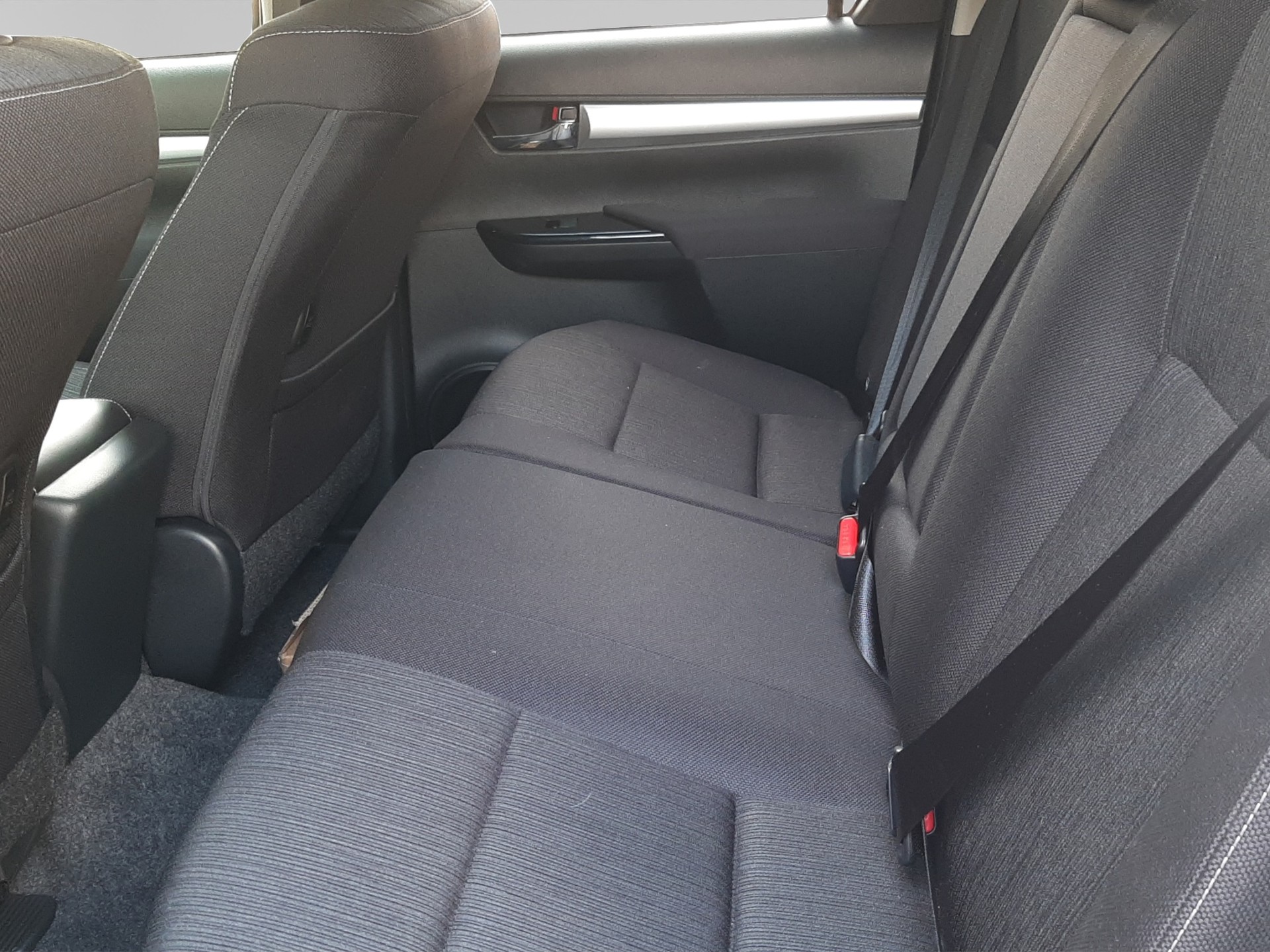 TOYOTA Hilux Double Cab.-Pick-up 2.8 D-4D 204 Style MHEV-image-10
