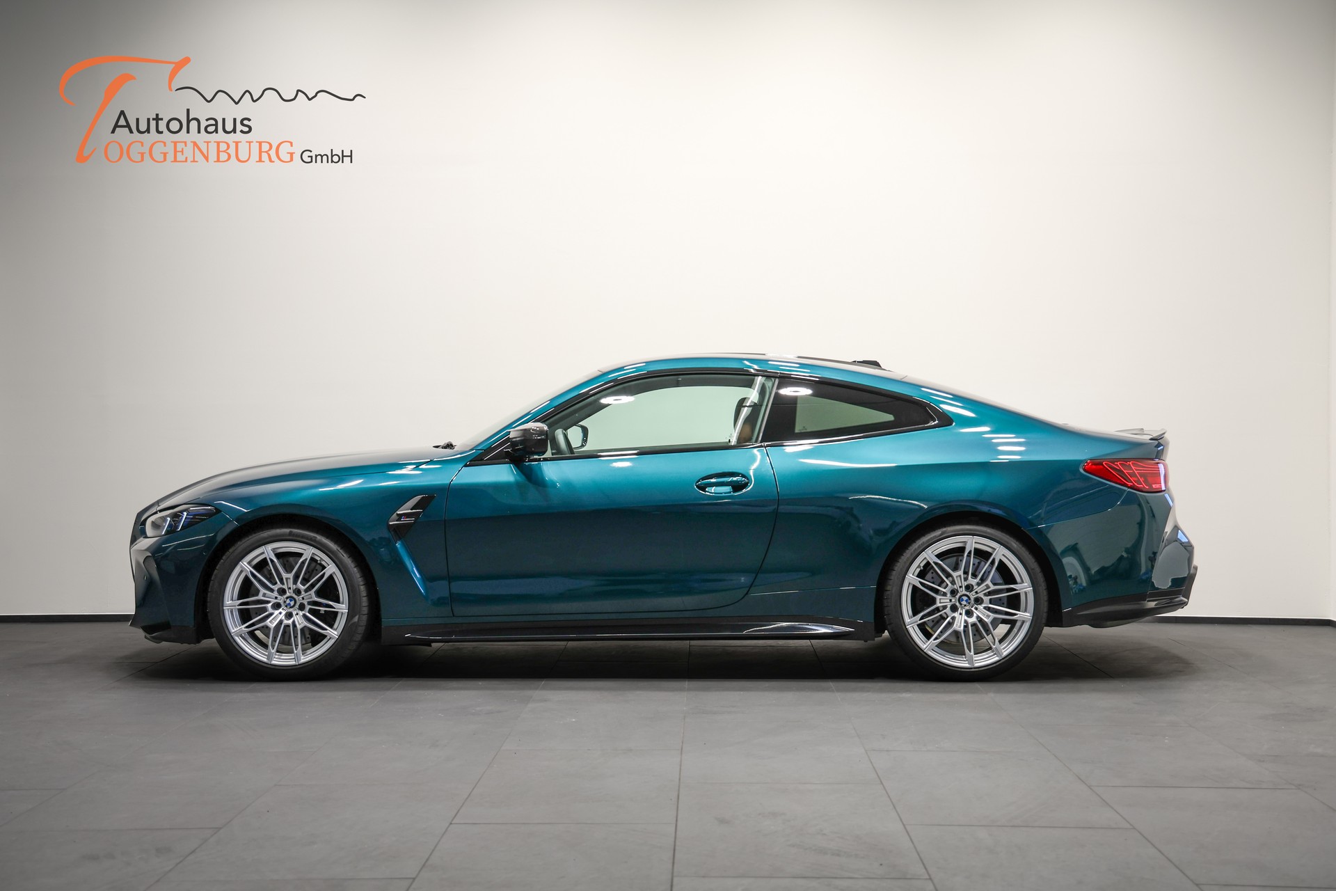 BMW M4 Coupé Competition LCI *Sonderlackierung Bostongreen*BMW Werksgarantie bis 03.2028*-image-5