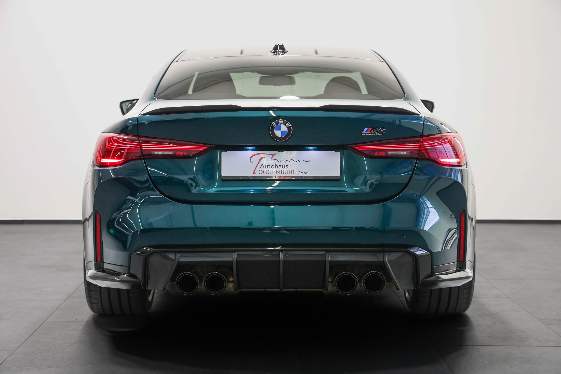 BMW M4 Coupé Competition LCI *Sonderlackierung Bostongreen*BMW Werksgarantie bis 03.2028*-image-8