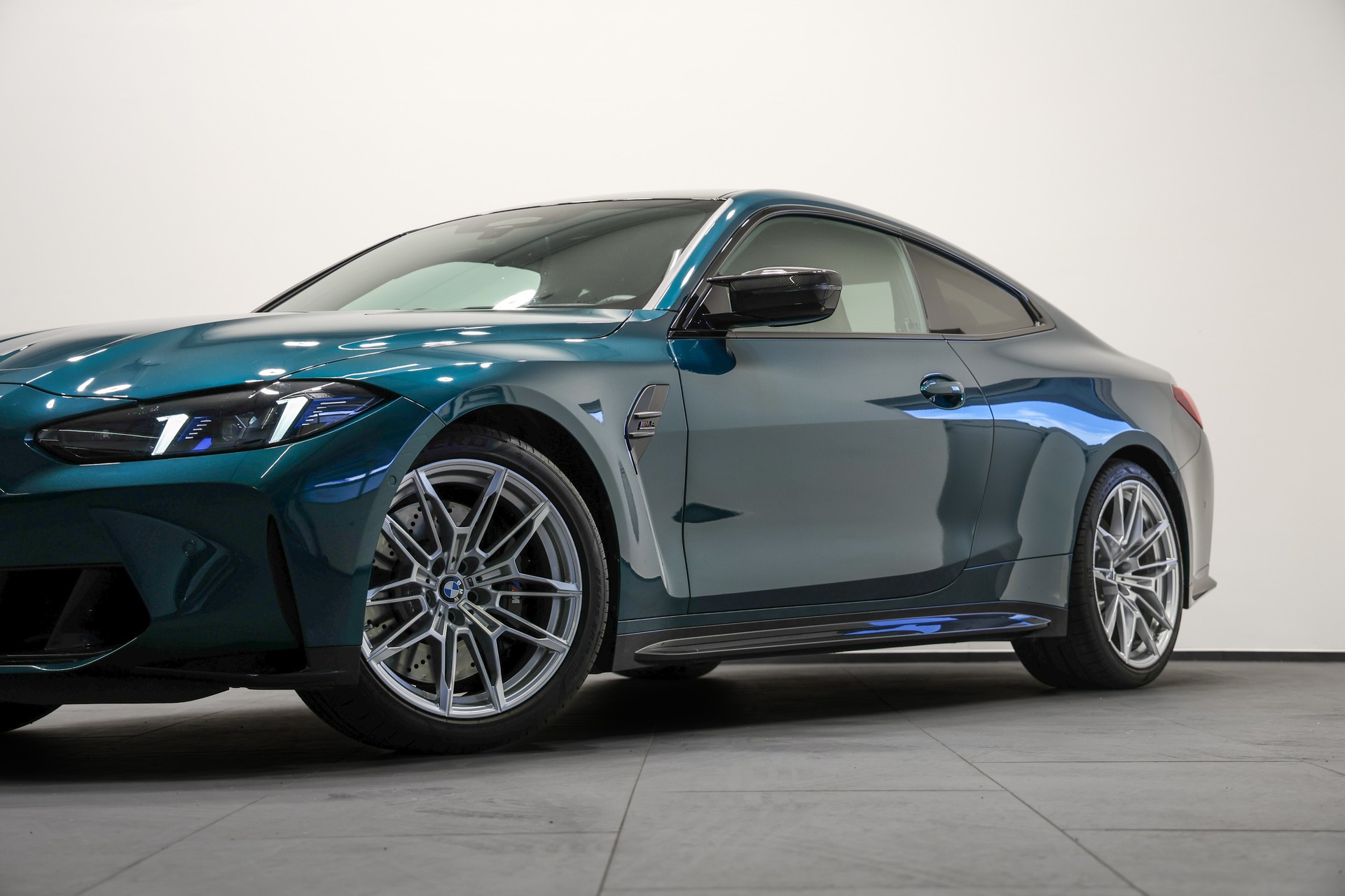 BMW M4 Coupé Competition LCI *Sonderlackierung Bostongreen*BMW Werksgarantie bis 03.2028*-image-13