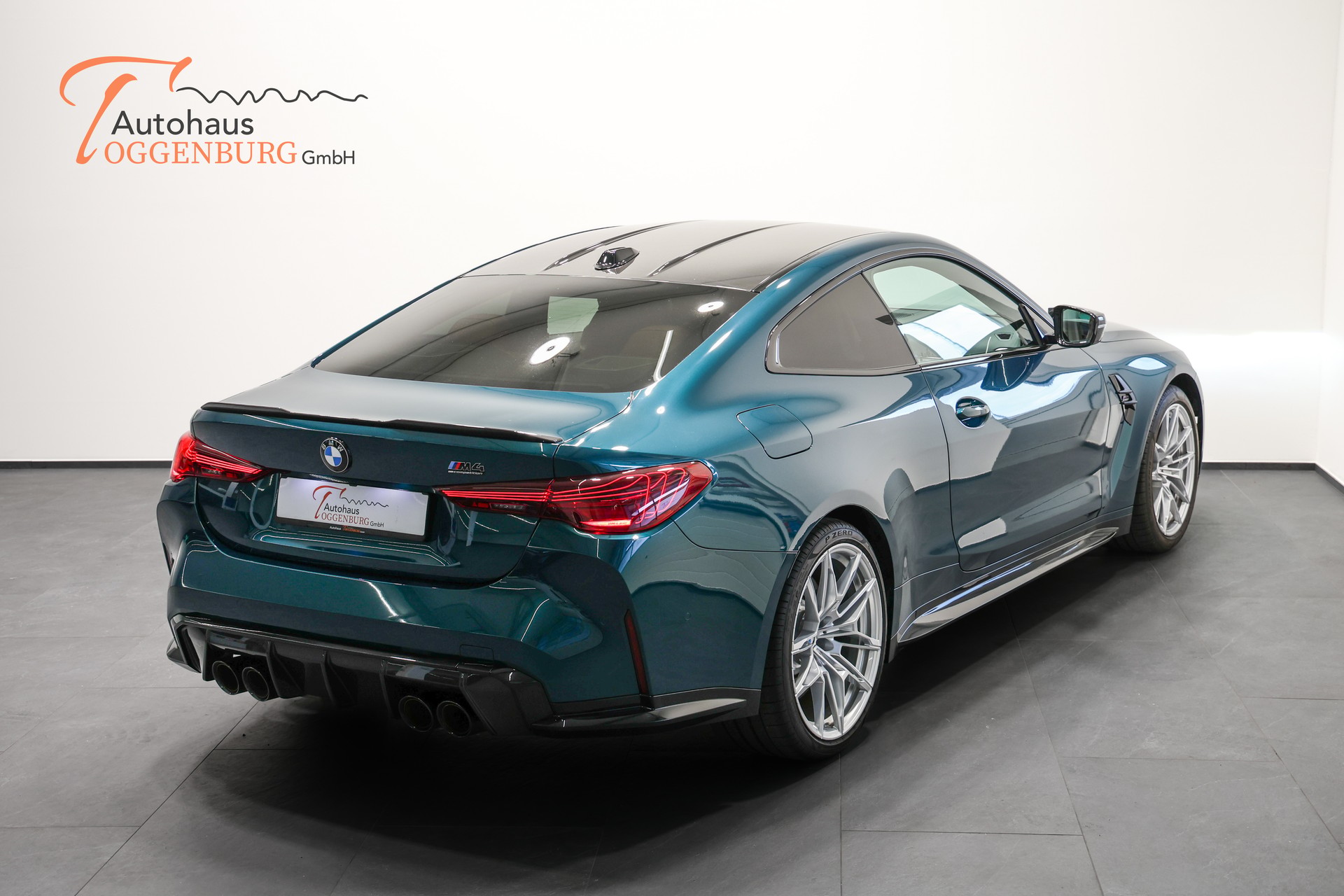 BMW M4 Coupé Competition LCI *Sonderlackierung Bostongreen*BMW Werksgarantie bis 03.2028*-image-7