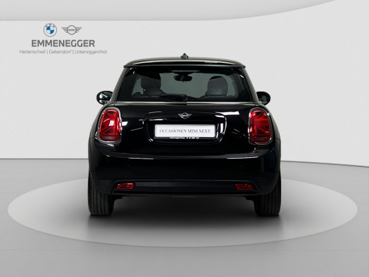 MINI Cooper SE-showroom-element-3