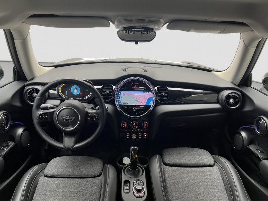 MINI Cooper SE-image-10