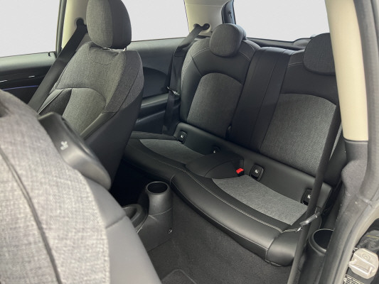 MINI Cooper SE-image-9