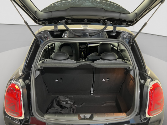 MINI Cooper SE-image-11