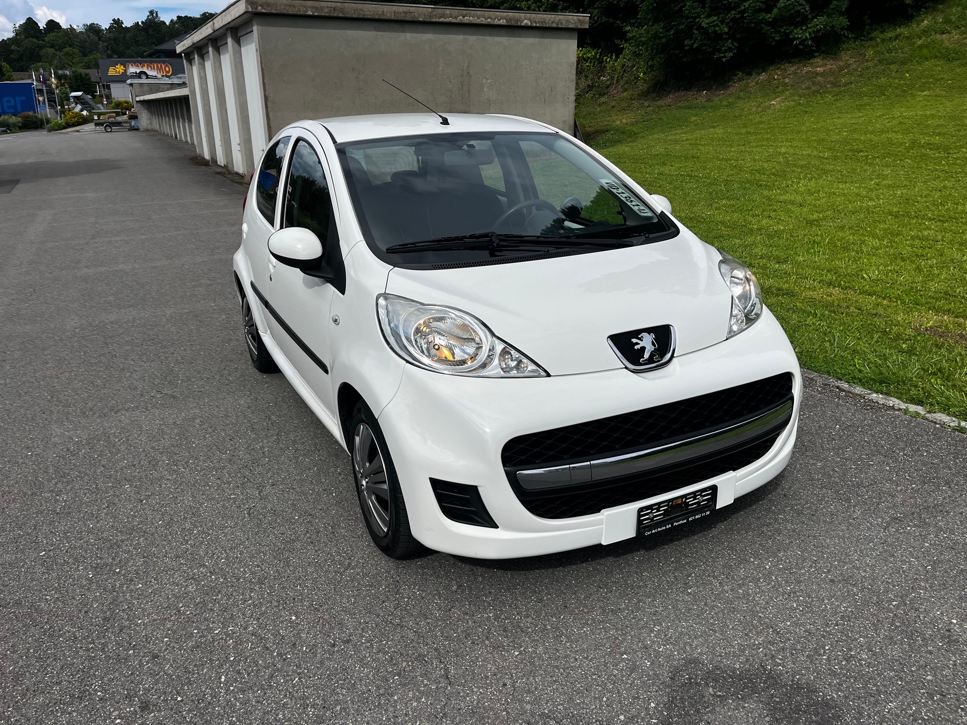 PEUGEOT 107 1.0 Trendy BMP5