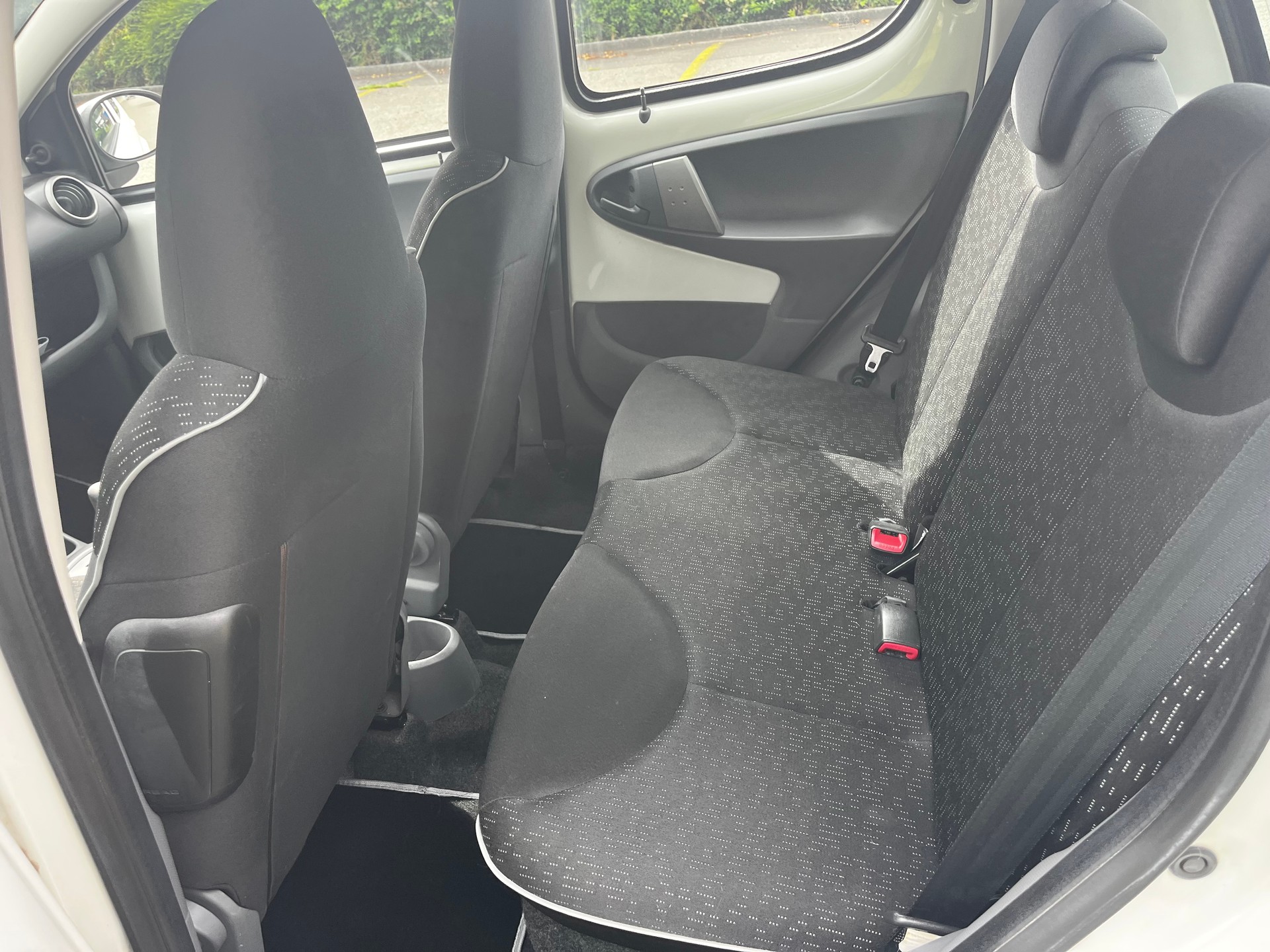 PEUGEOT 107 1.0 Trendy BMP5-image-8