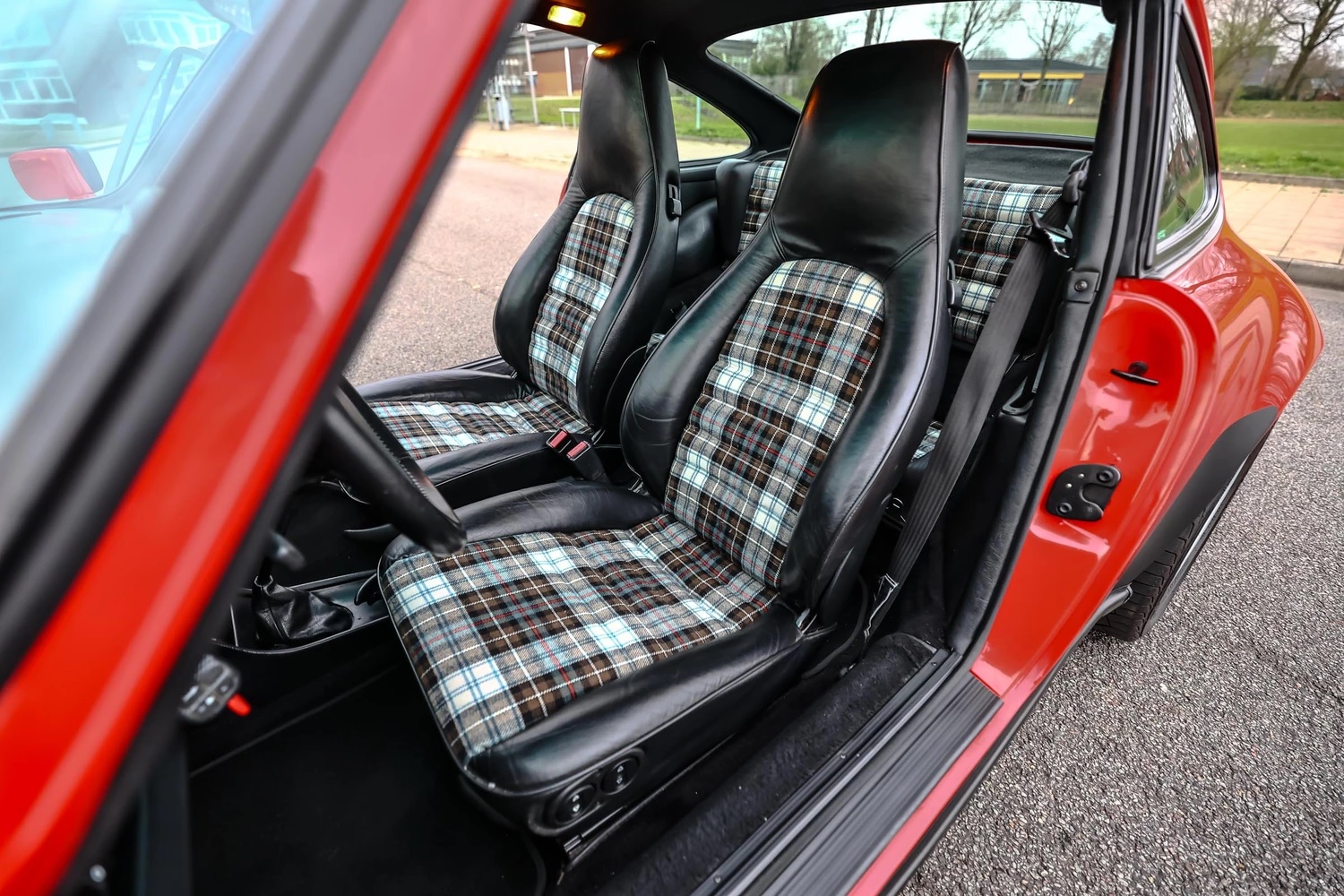 PORSCHE 911 3.2 Carrera G50-image-6