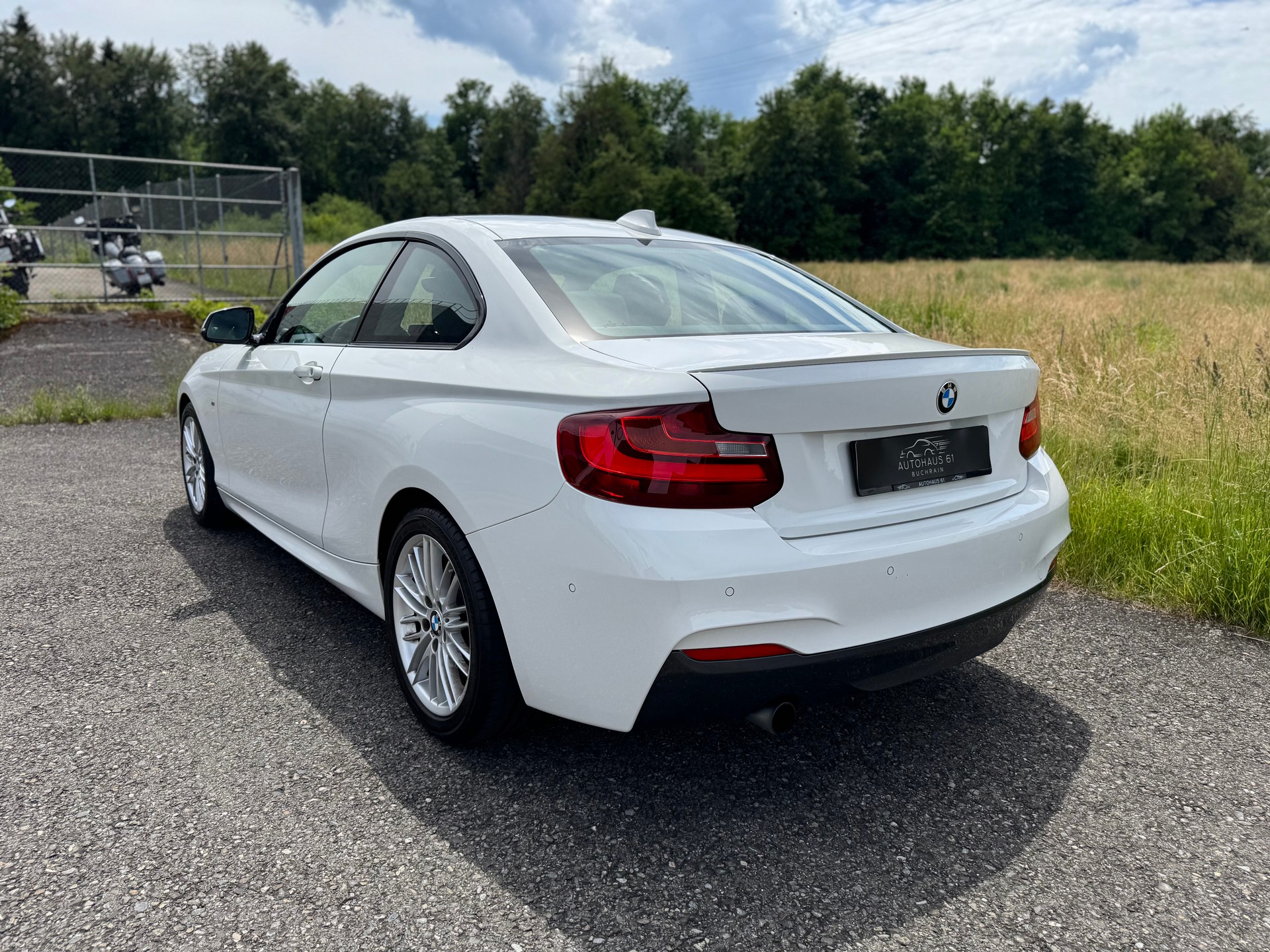 BMW 218i M Sport Steptronic / ab MFK bei Verkauf-image-5