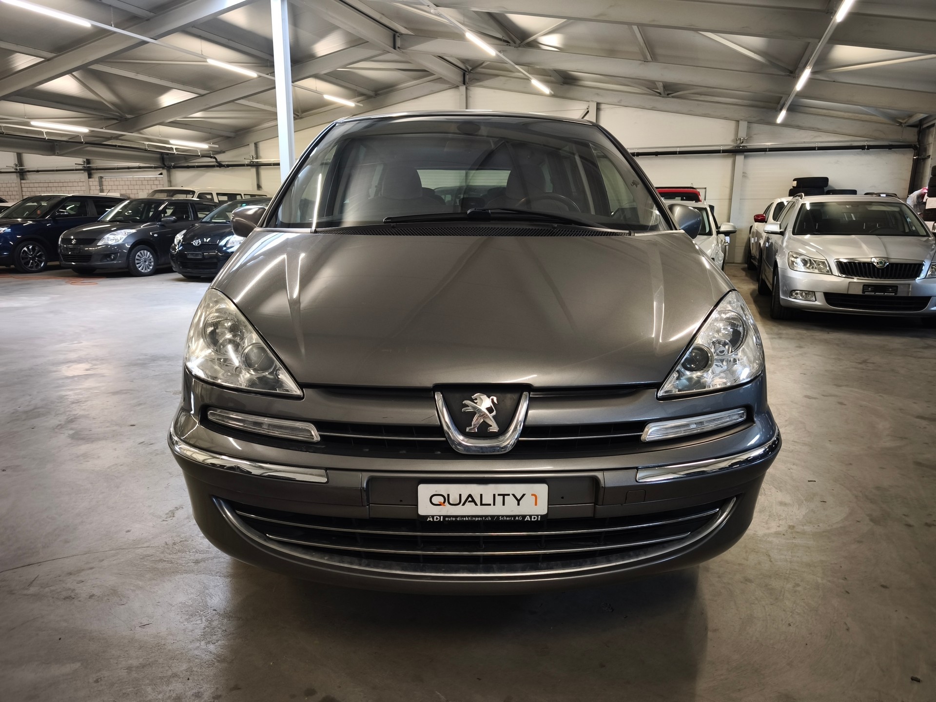 PEUGEOT 807 2.0 16V HDi Allure