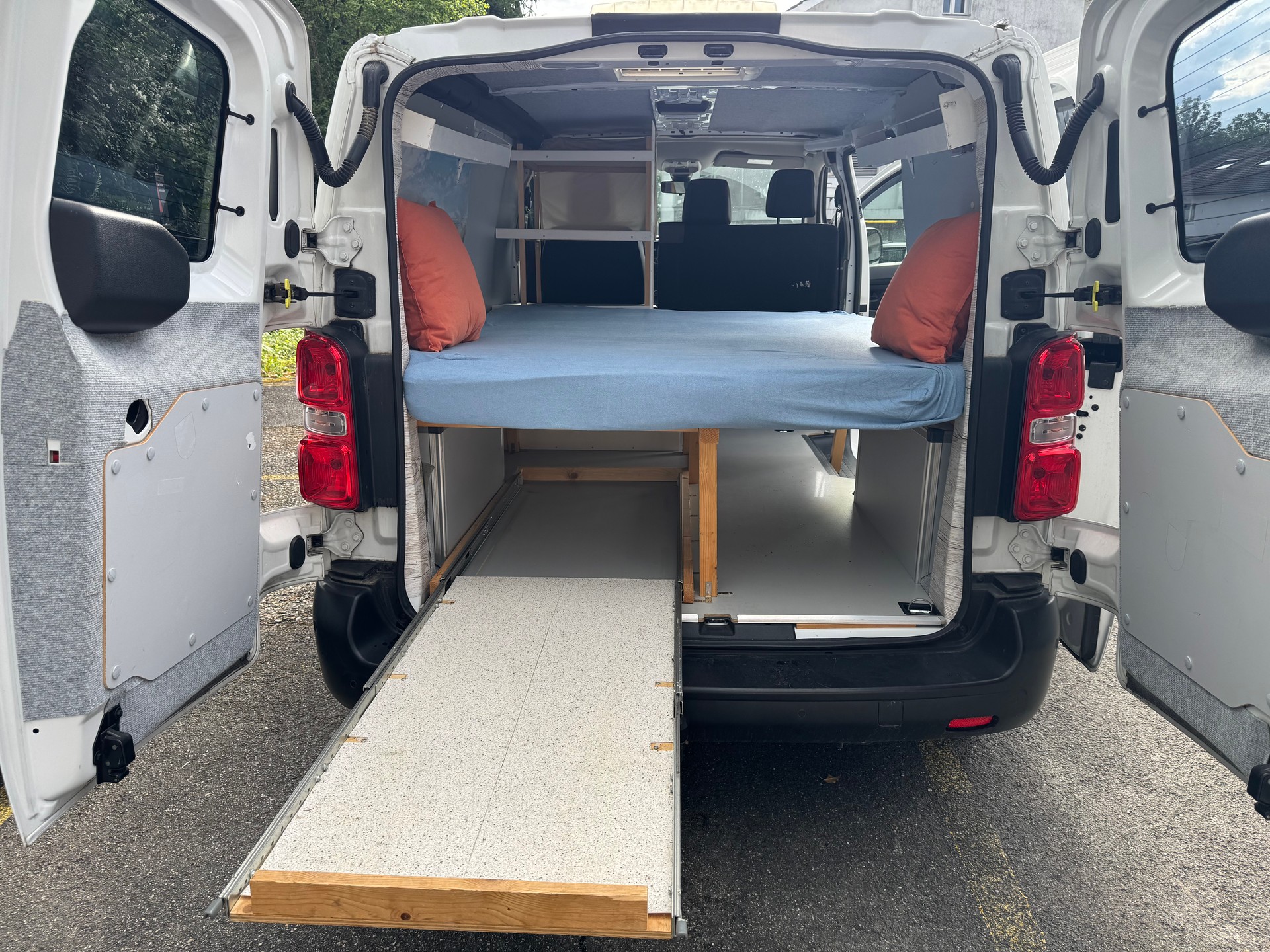 OPEL Vivaro Cargo 2.0 CDTI (Wohnmobil Ausbau)-image-11