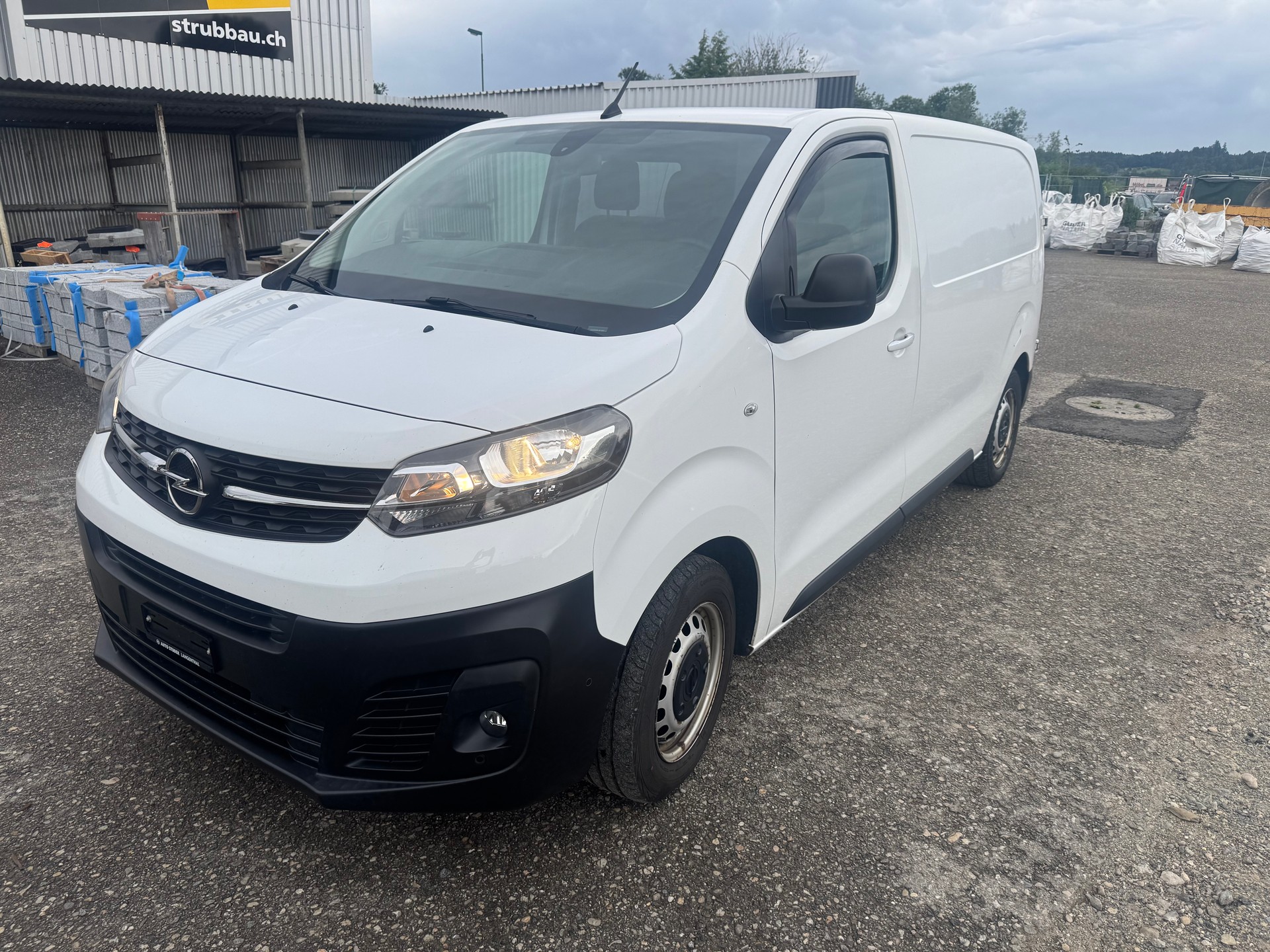 OPEL Vivaro Cargo 2.0 CDTI (Wohnmobil Ausbau)-image-1