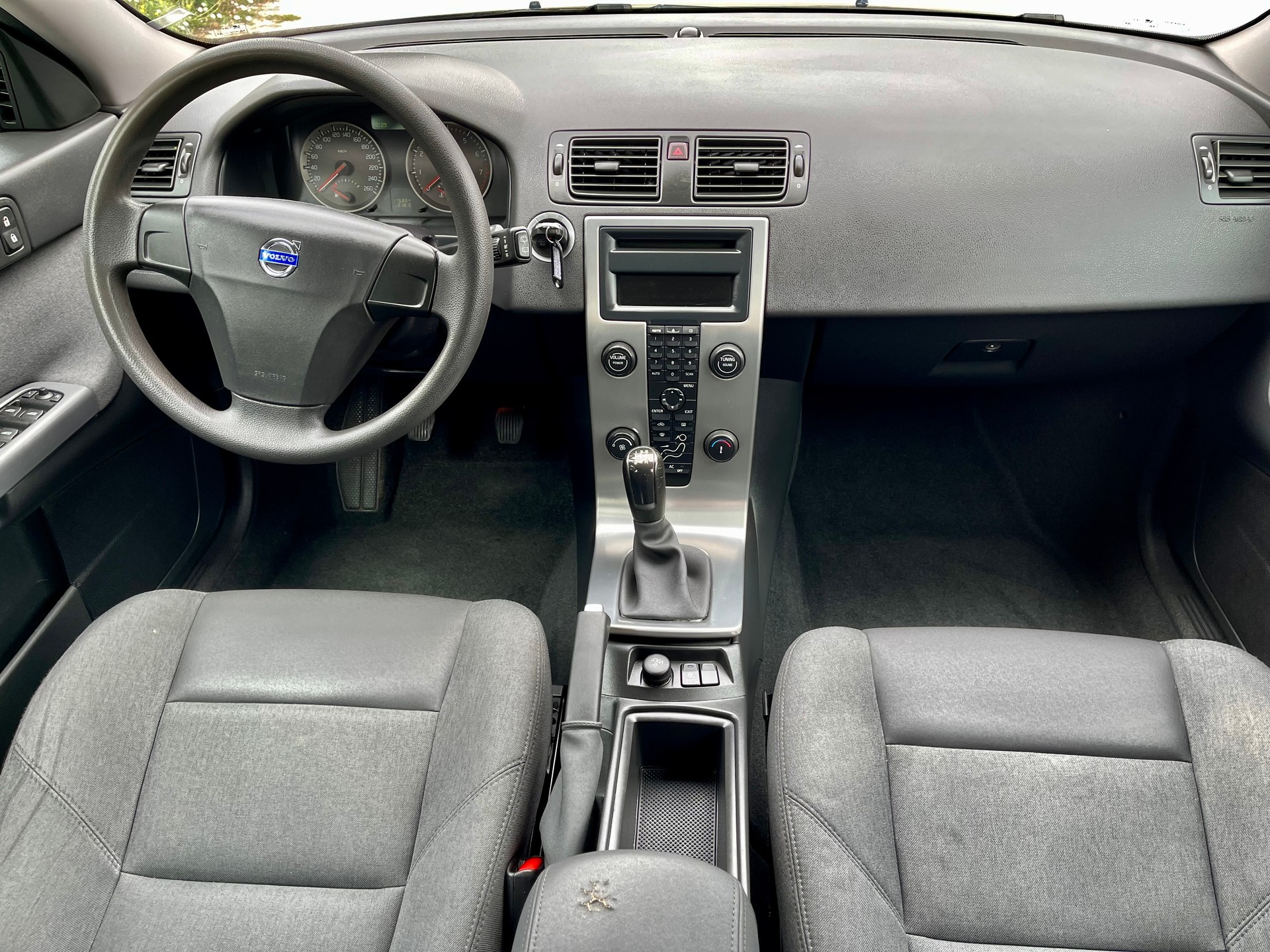 VOLVO V50 1.6-showroom-element-1