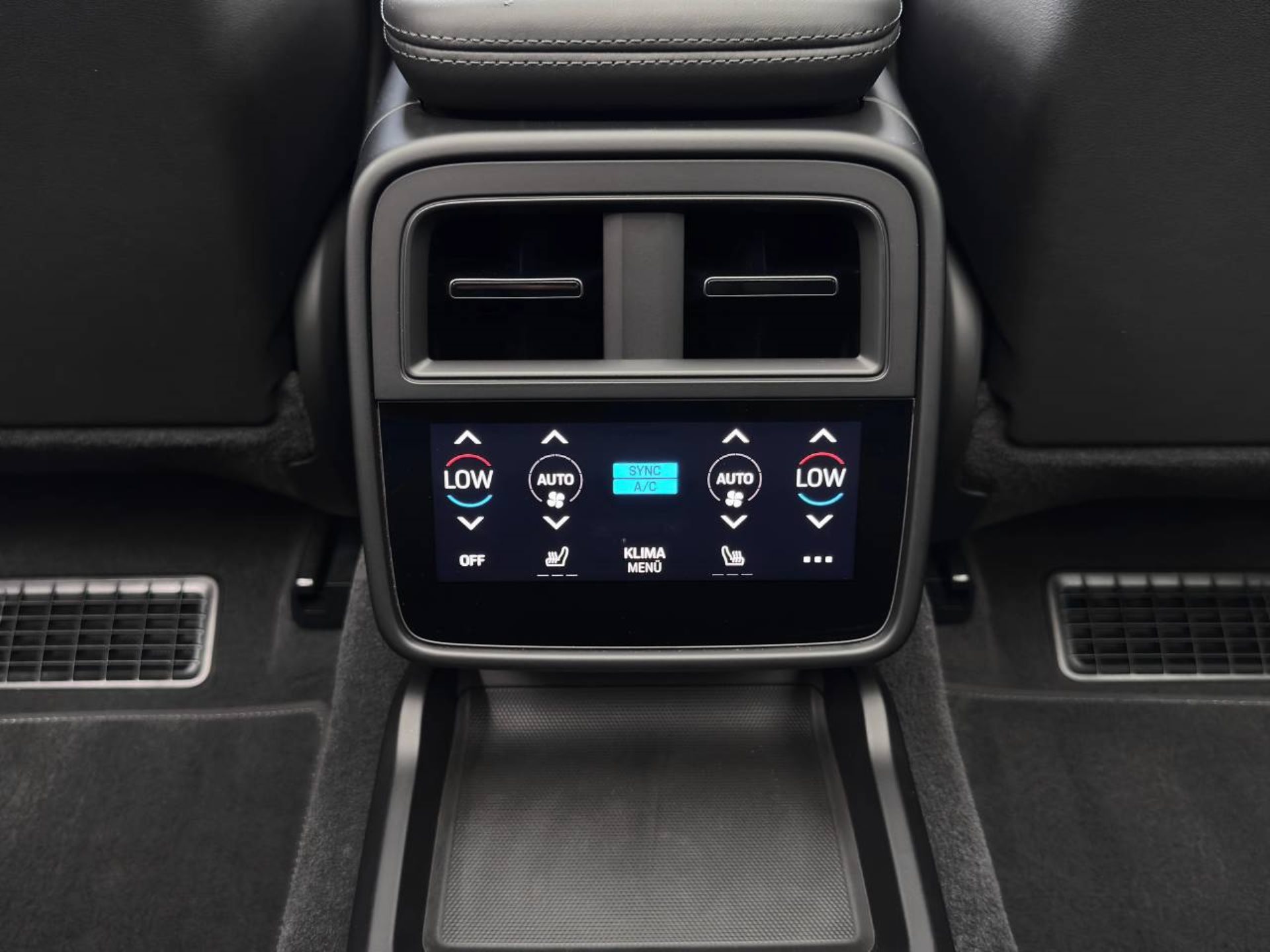 PORSCHE Taycan Turbo Sport Turismo-image-26