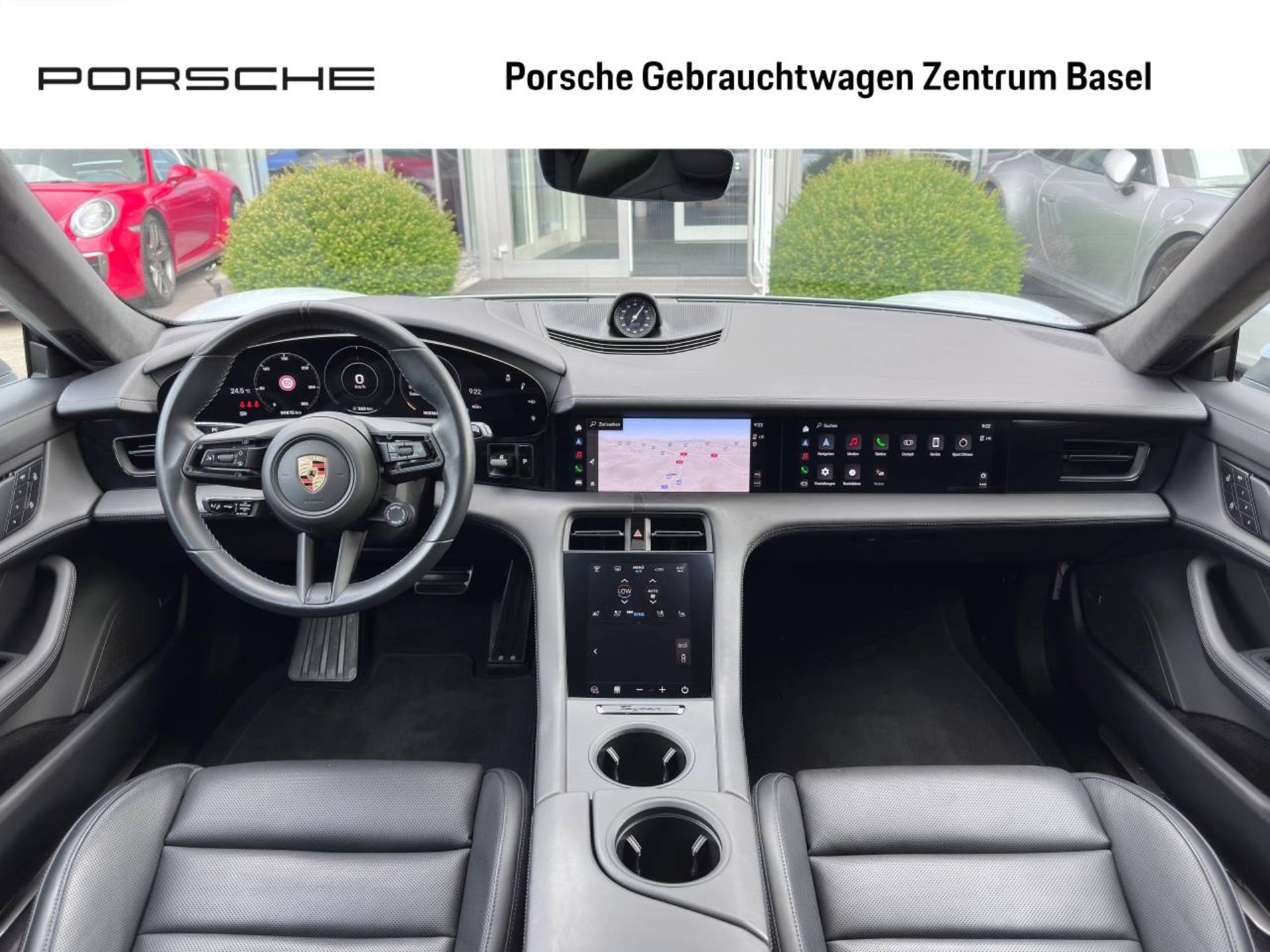 PORSCHE Taycan Turbo Sport Turismo-showroom-element-3