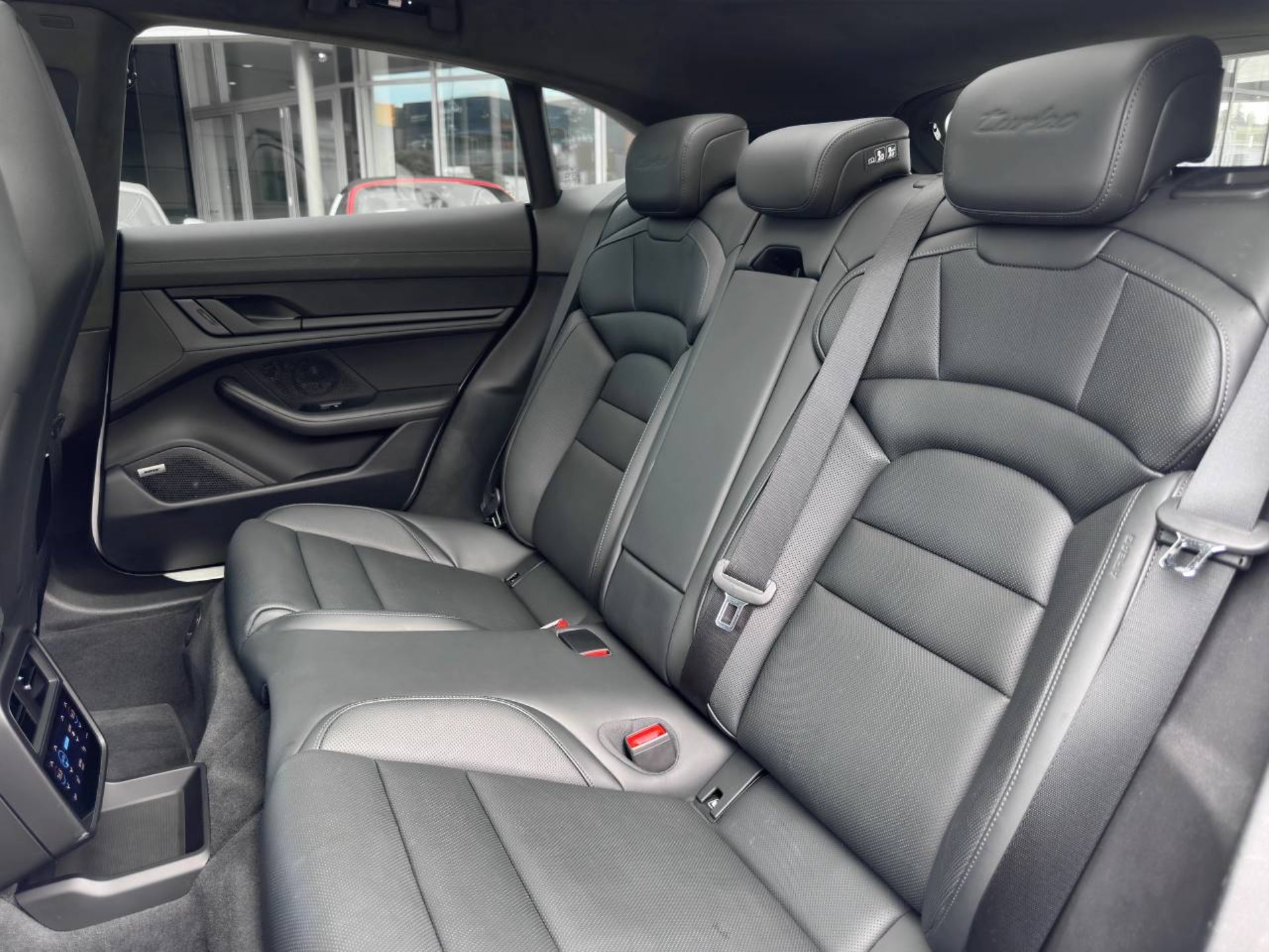 PORSCHE Taycan Turbo Sport Turismo-image-19
