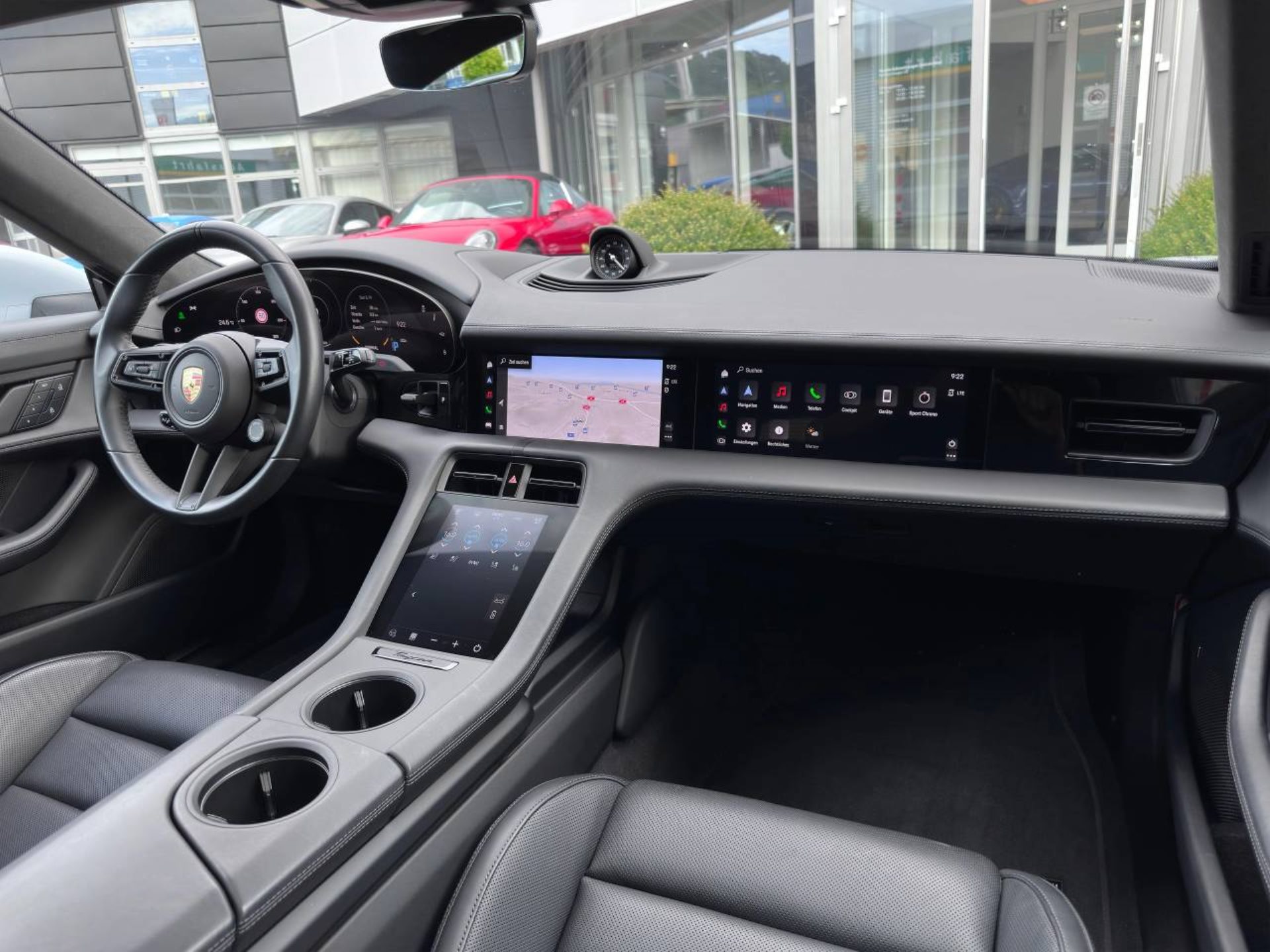 PORSCHE Taycan Turbo Sport Turismo-image-15