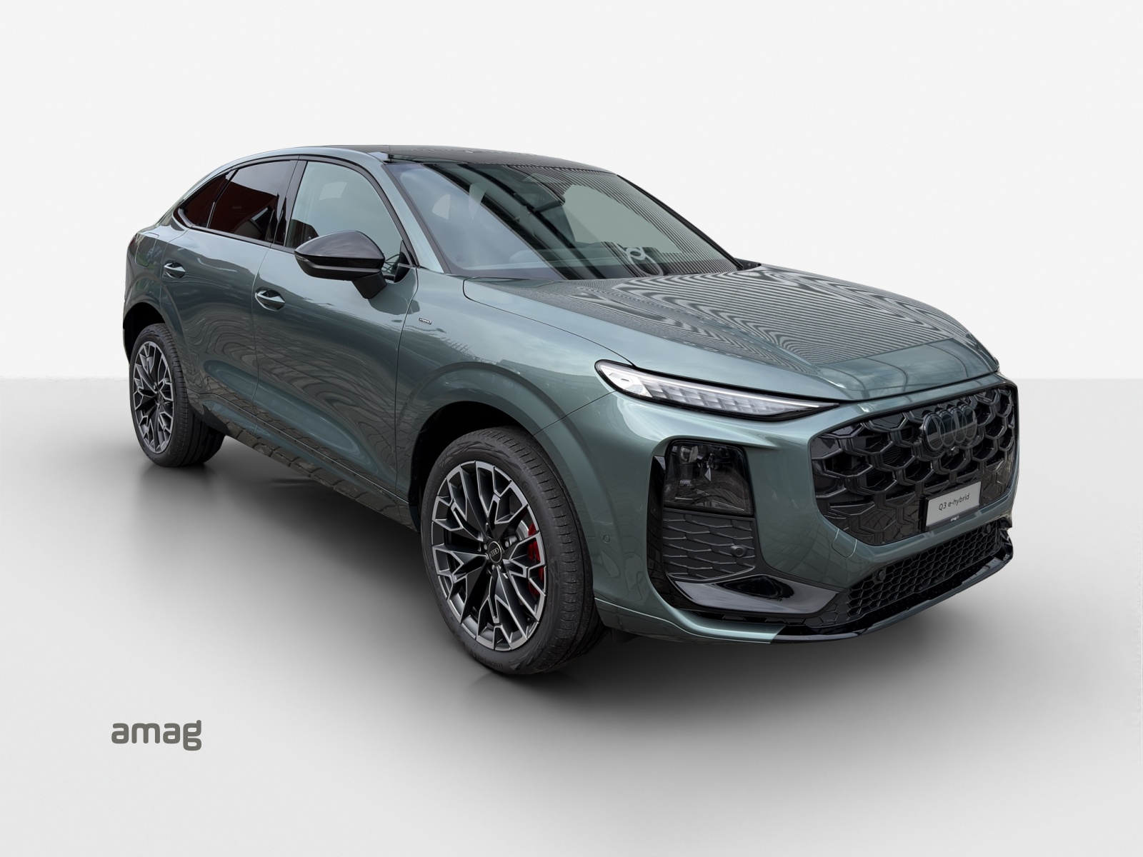 AUDI Q3 Sportback e-hybrid 200 kW S tronig-image-5