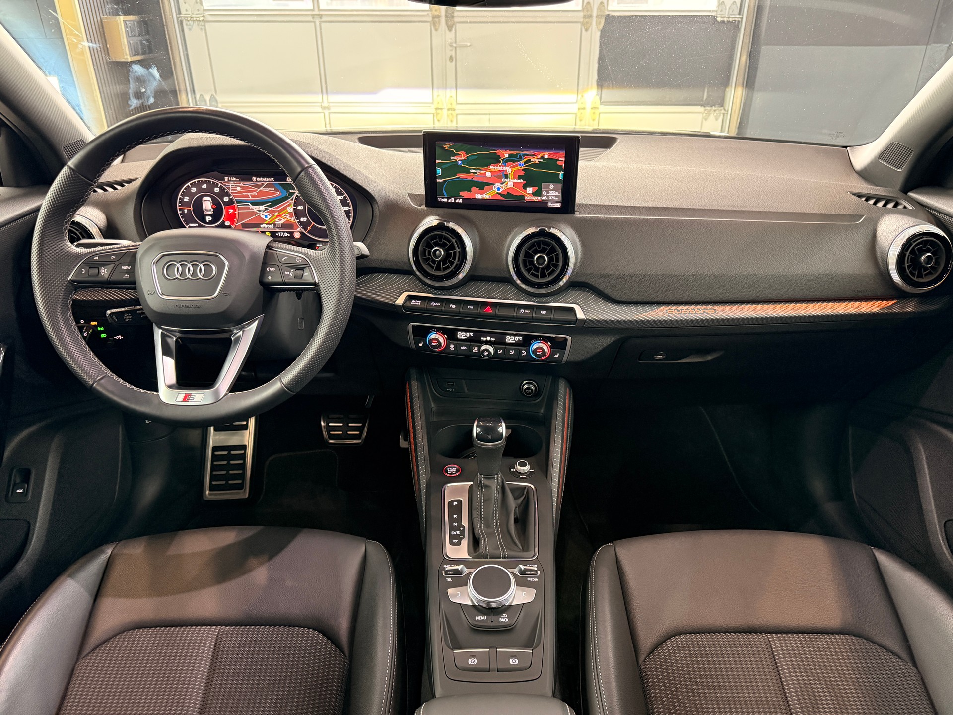 AUDI SQ2 TFSI quattro S-tronic-image-10