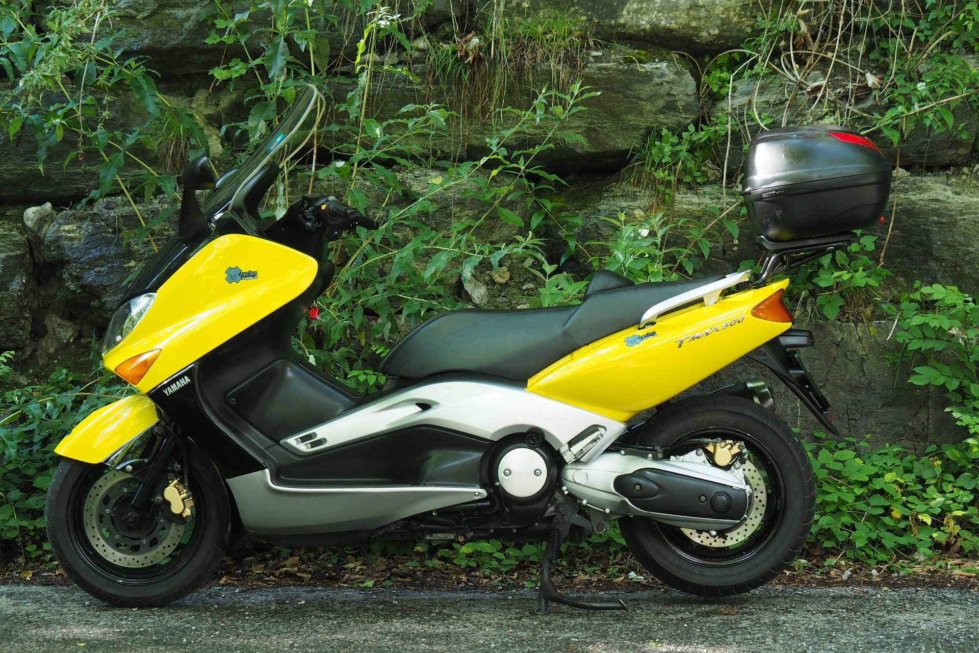 YAMAHA T-MAX XP 500-image-1