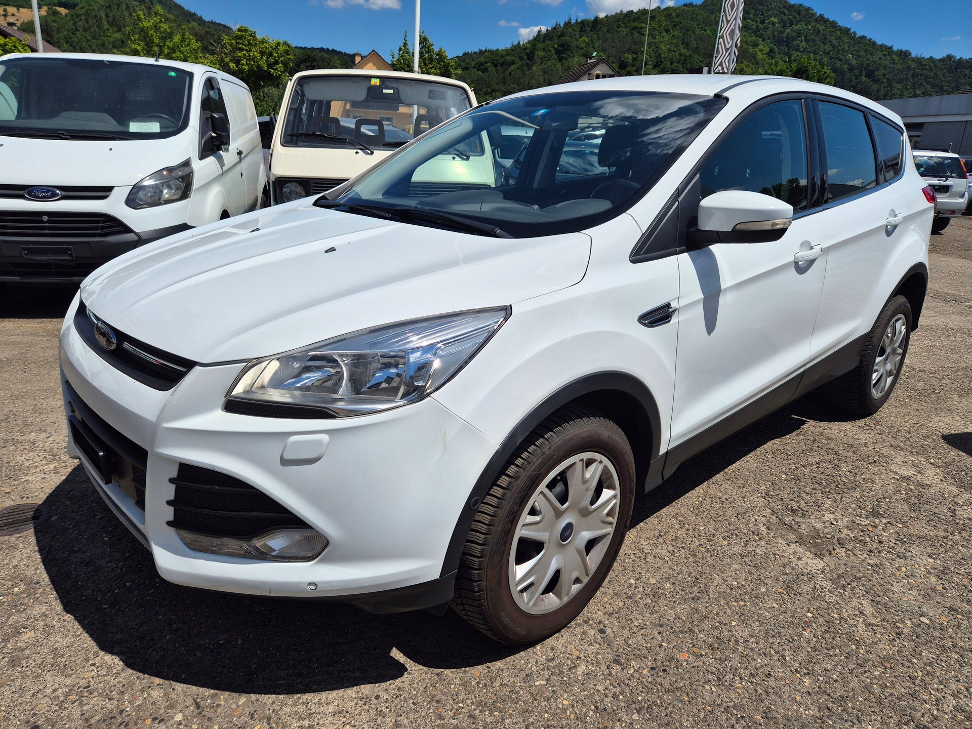 FORD Kuga 2.0 TDCi Carving 4WD PowerShift-image-2