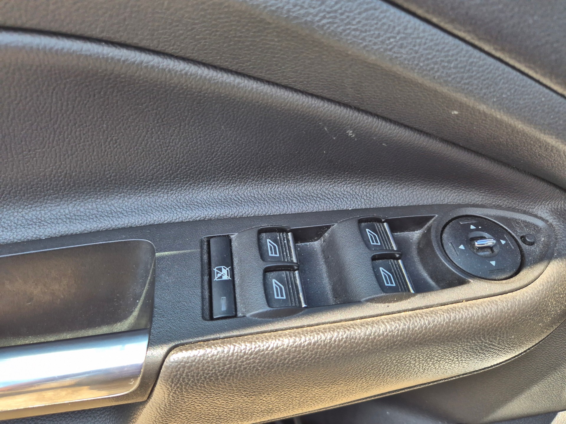 FORD Kuga 2.0 TDCi Carving 4WD PowerShift-image-9