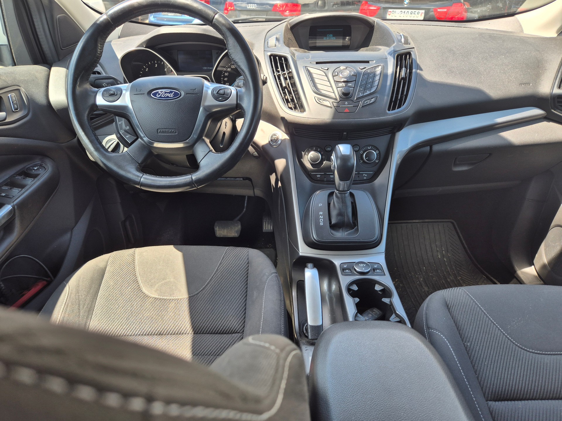 FORD Kuga 2.0 TDCi Carving 4WD PowerShift-image-8