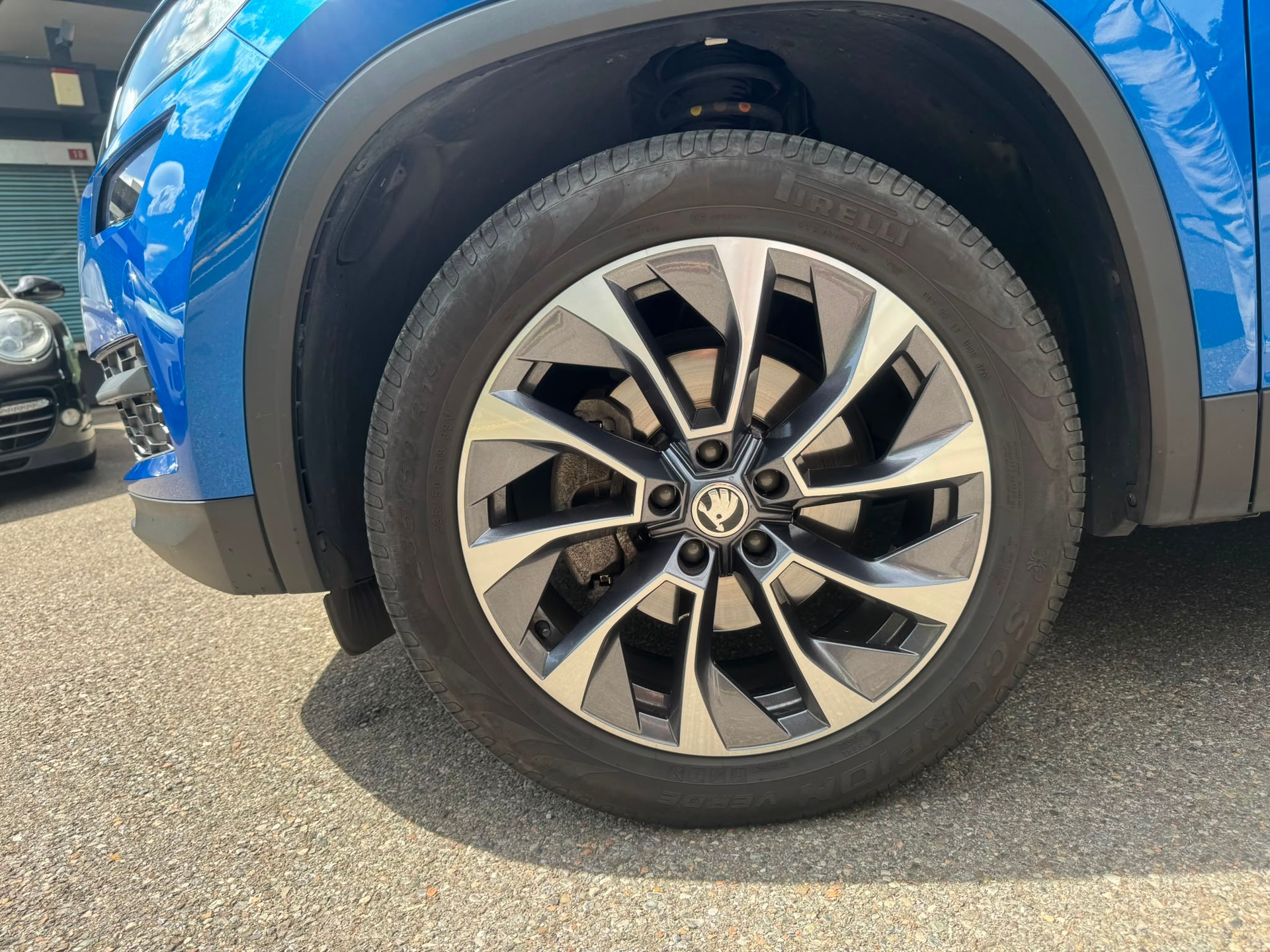 SKODA Kodiaq 2.0 TDI Drive DSG 4x4-image-4