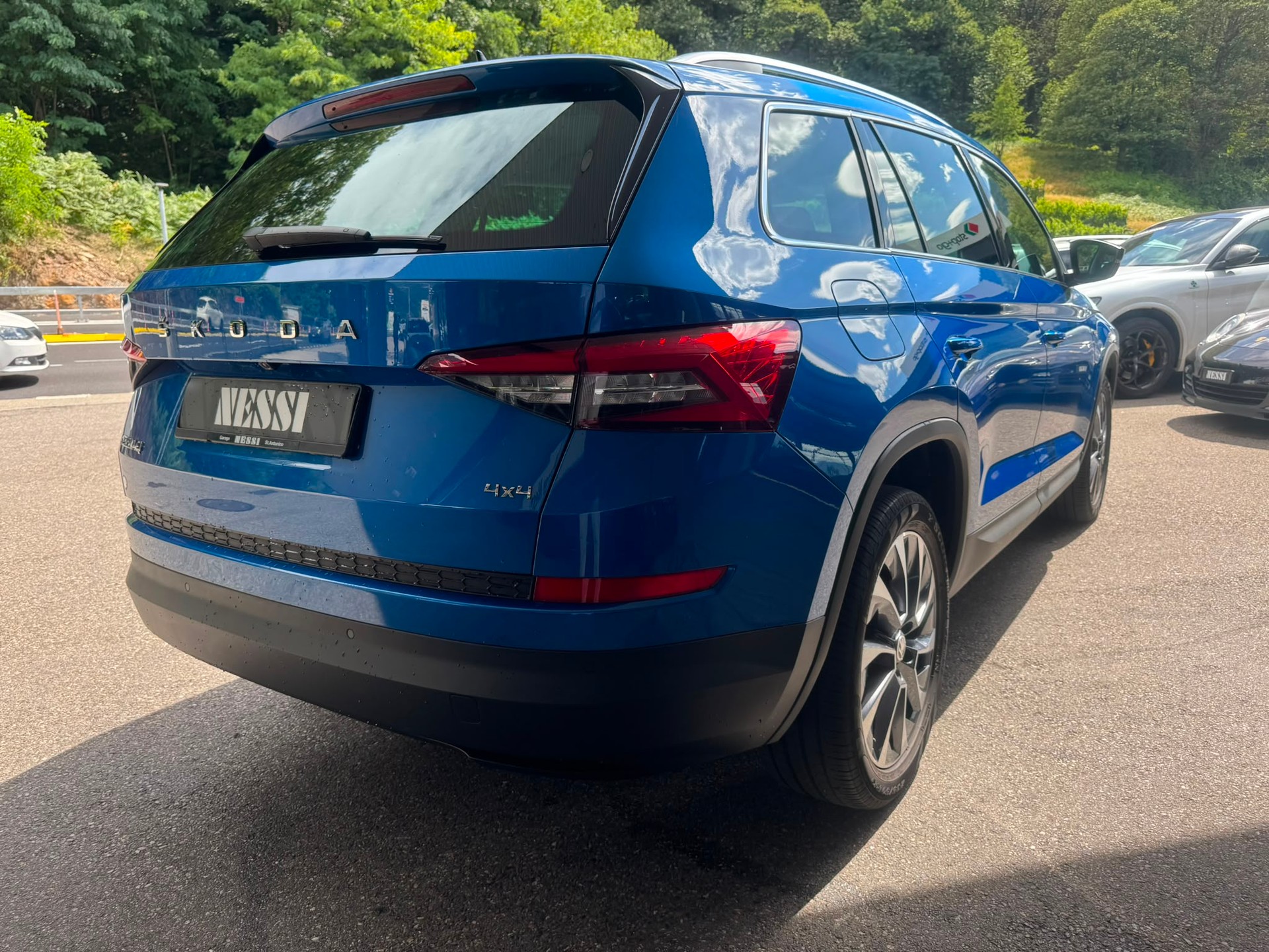 SKODA Kodiaq 2.0 TDI Drive DSG 4x4-showroom-element-3