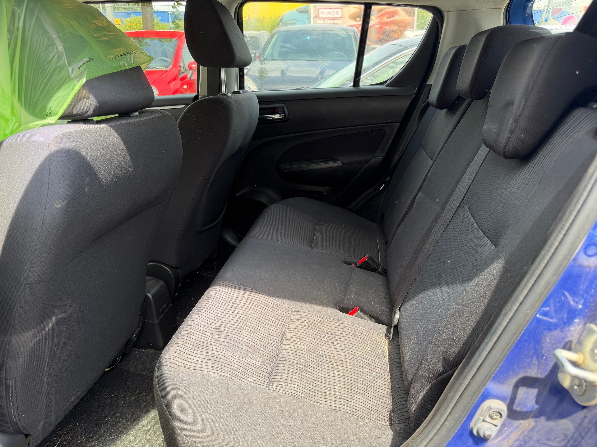 SUZUKI Swift 1.2i 16V GL Top 4x4-image-9
