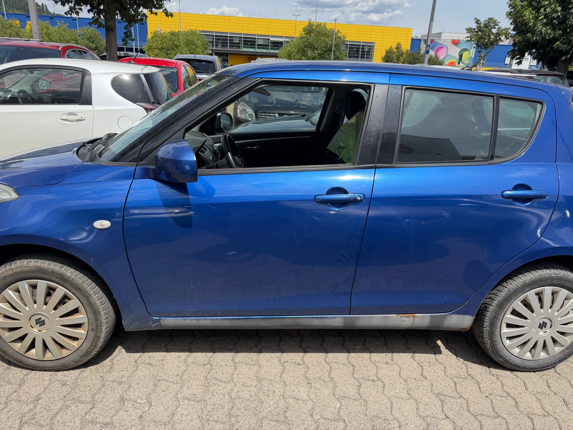 SUZUKI Swift 1.2i 16V GL Top 4x4-showroom-element-3