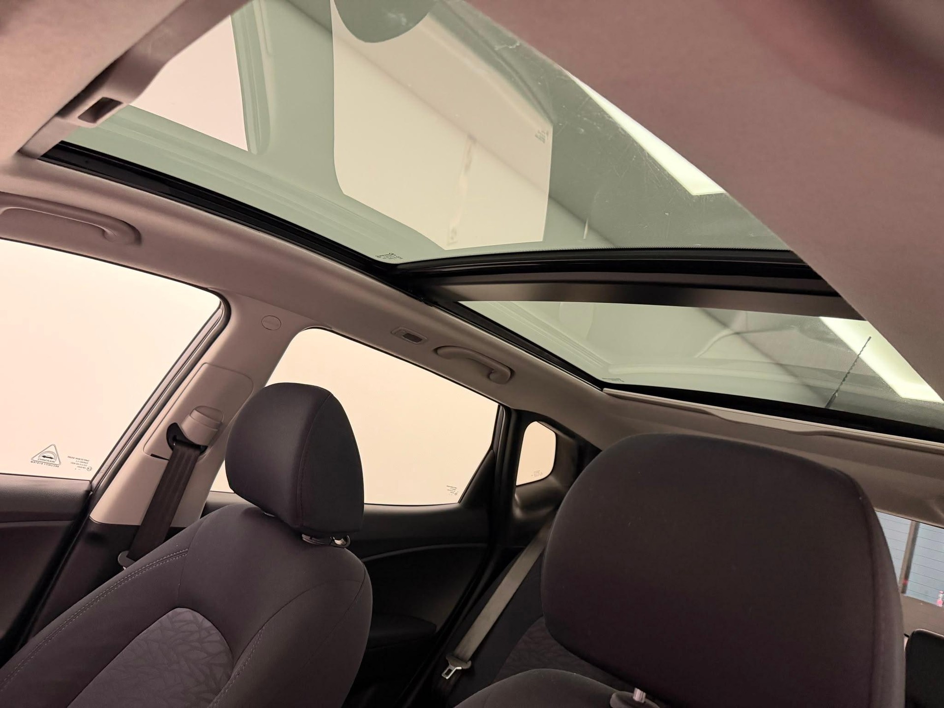 HYUNDAI ix20 1.6 Style-image-12