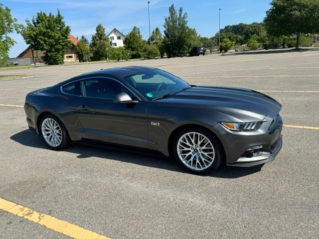 FORD Mustang Fastback 5.0 V8 GT Automat-image-1
