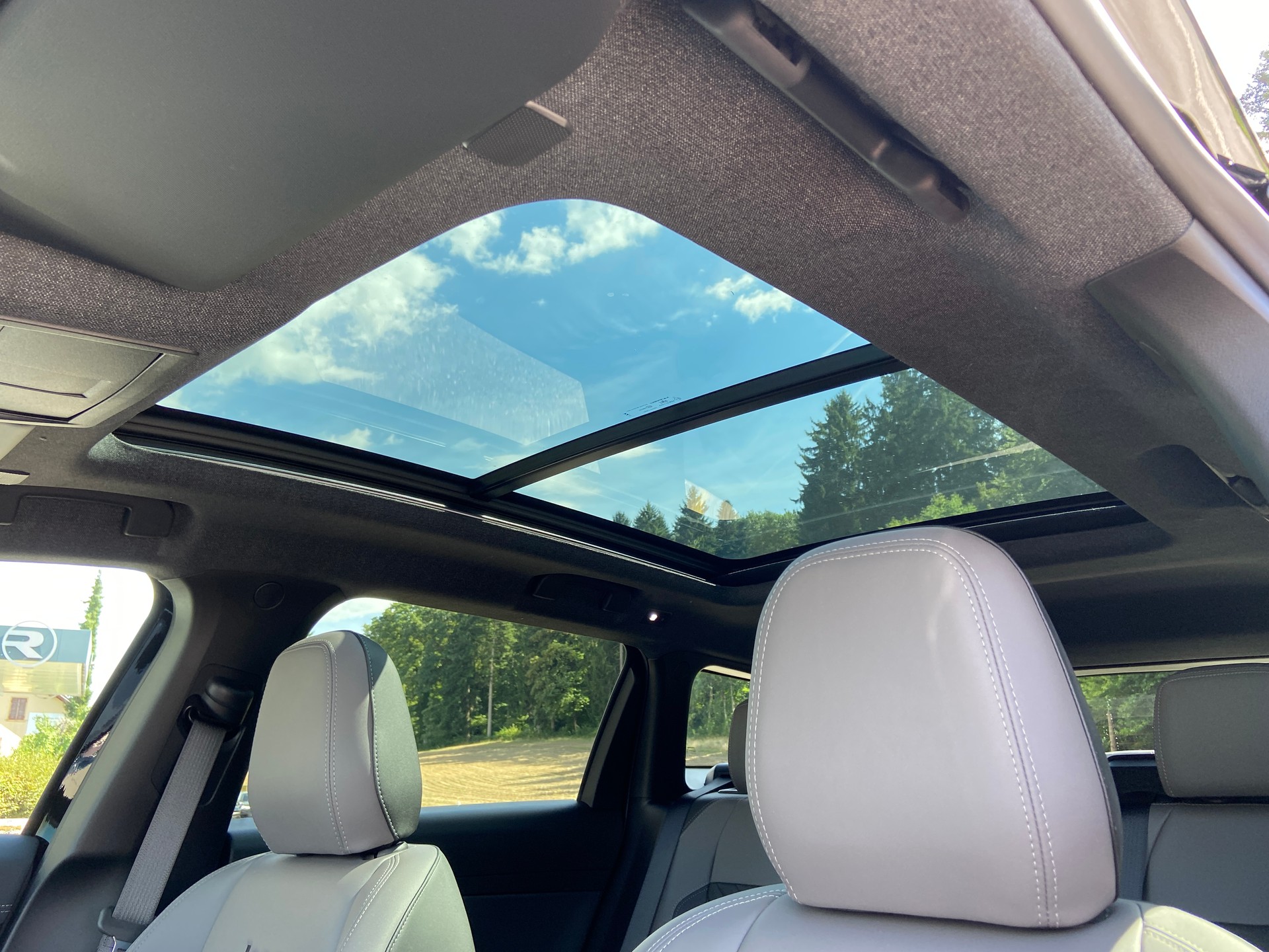JEEP Compass 1.2 T e-Hybrid Summit Premium Sky-showroom-element-3