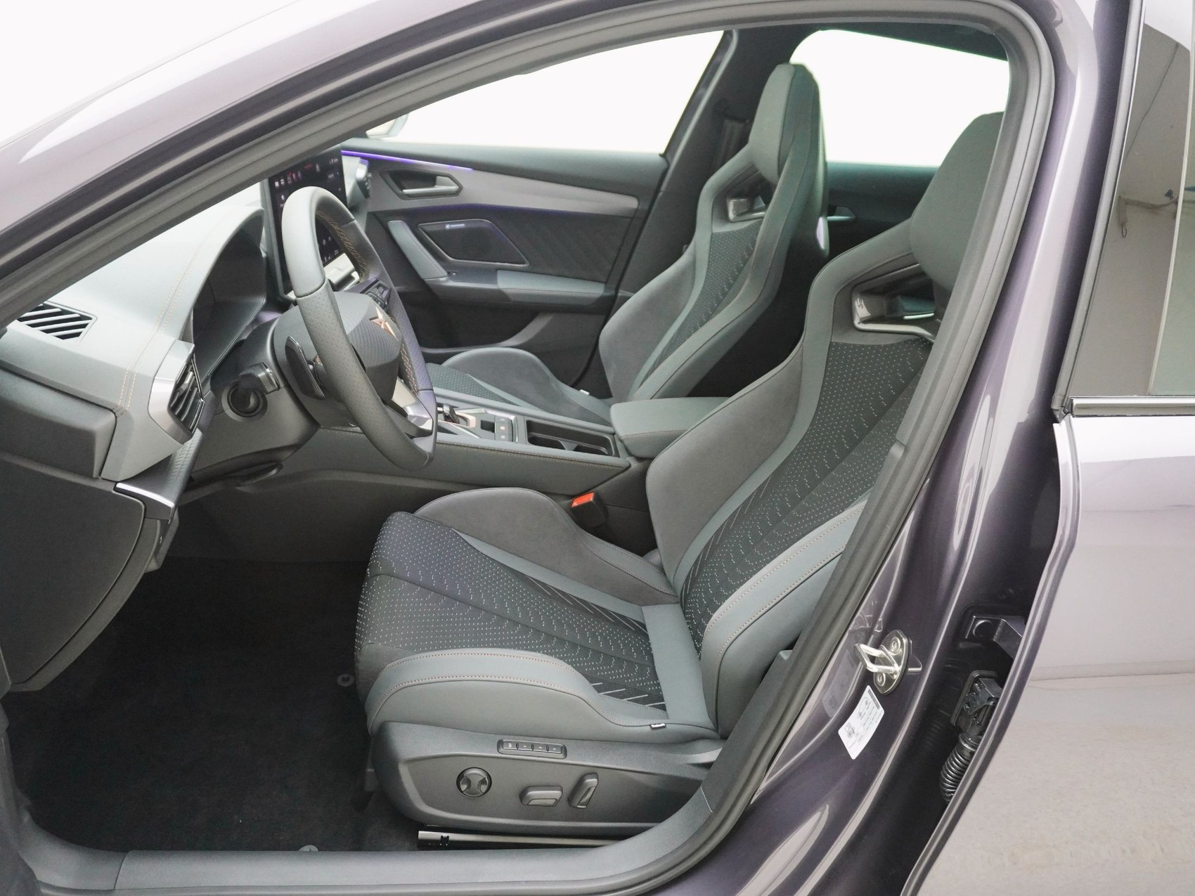 CUPRA Formentor 2.5 TSI VZ5 Extreme 4Drive DSG-image-12