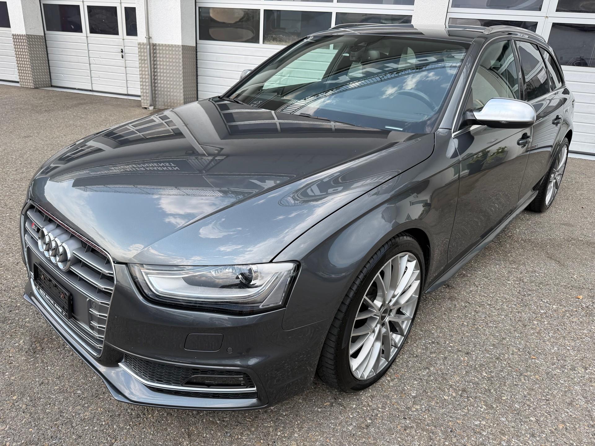 AUDI S4 Avant 3.0 TFSI quattro S-tronic
