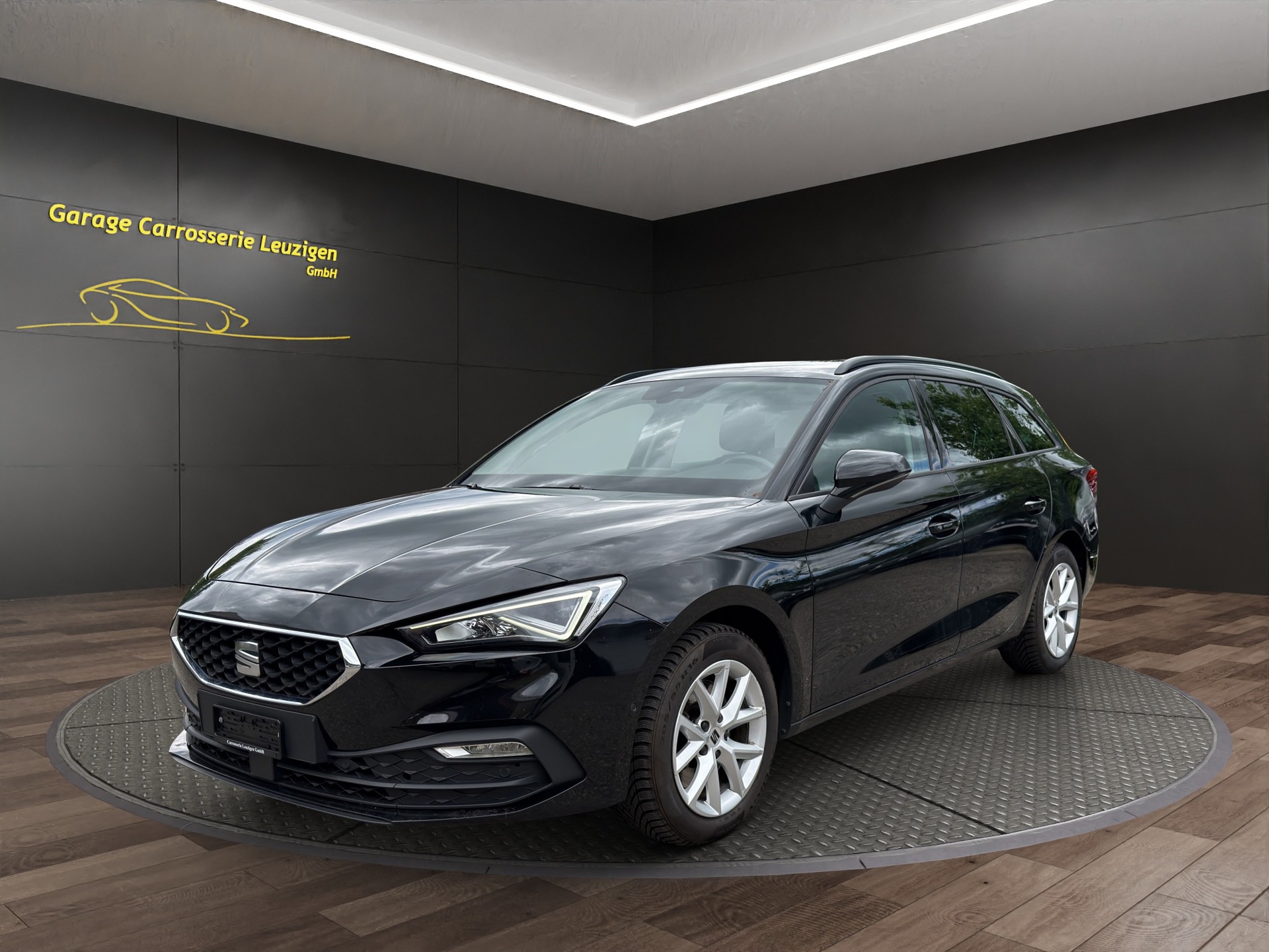 SEAT Leon ST 2.0 TDI EVO DSG 4Drive Style-image-1