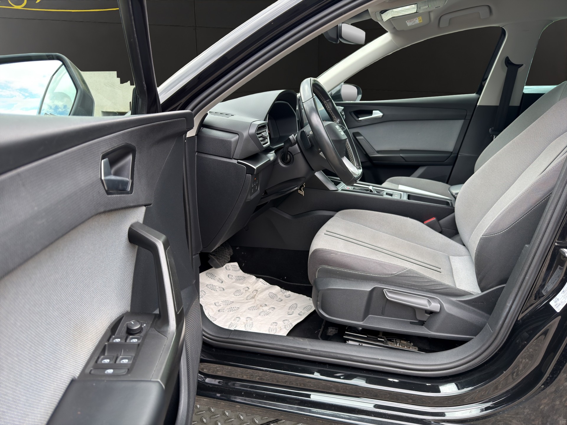 SEAT Leon ST 2.0 TDI EVO DSG 4Drive Style-image-8