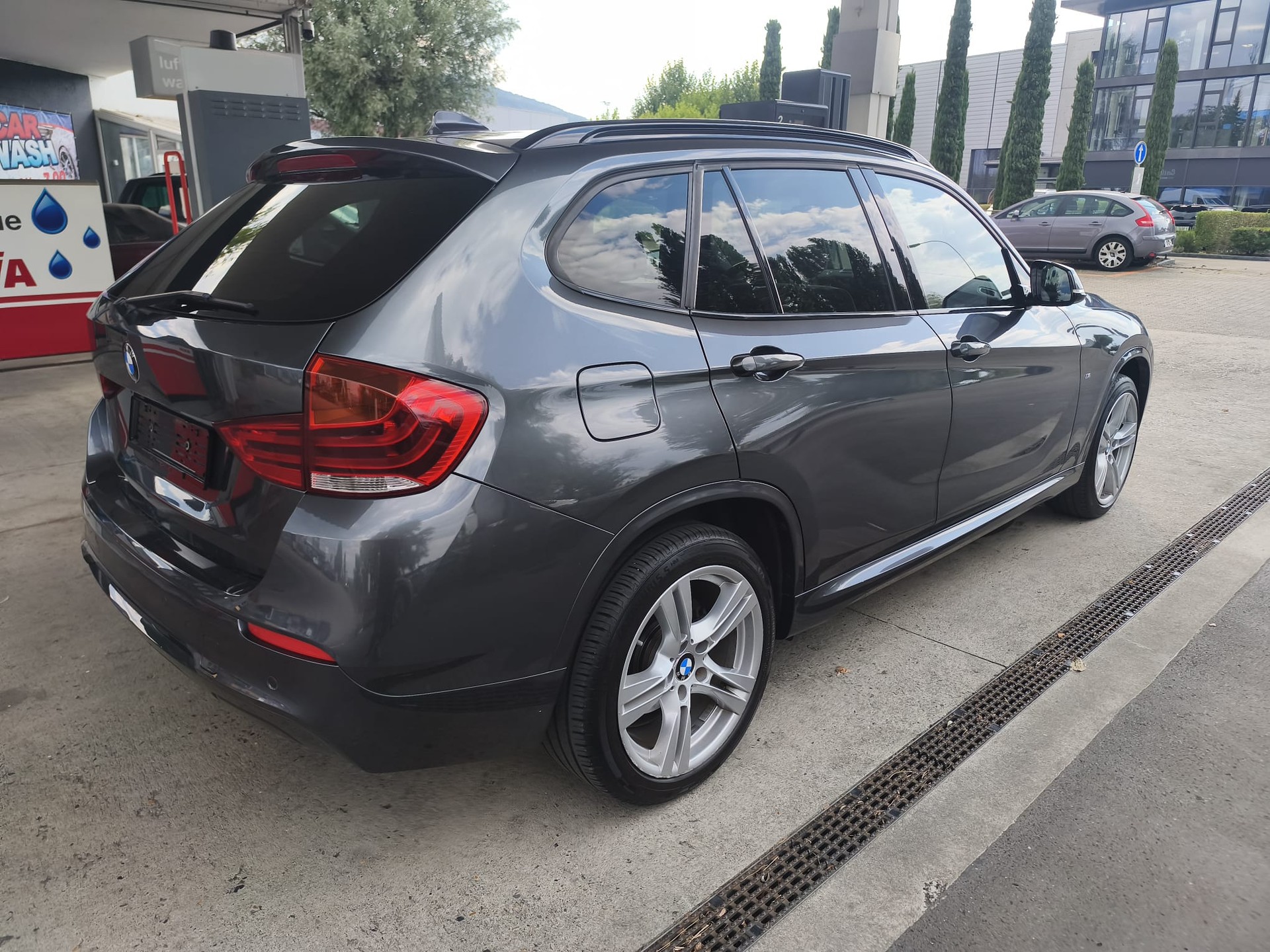 BMW X1 xDrive 20d Sport Line Steptronic-showroom-element-1