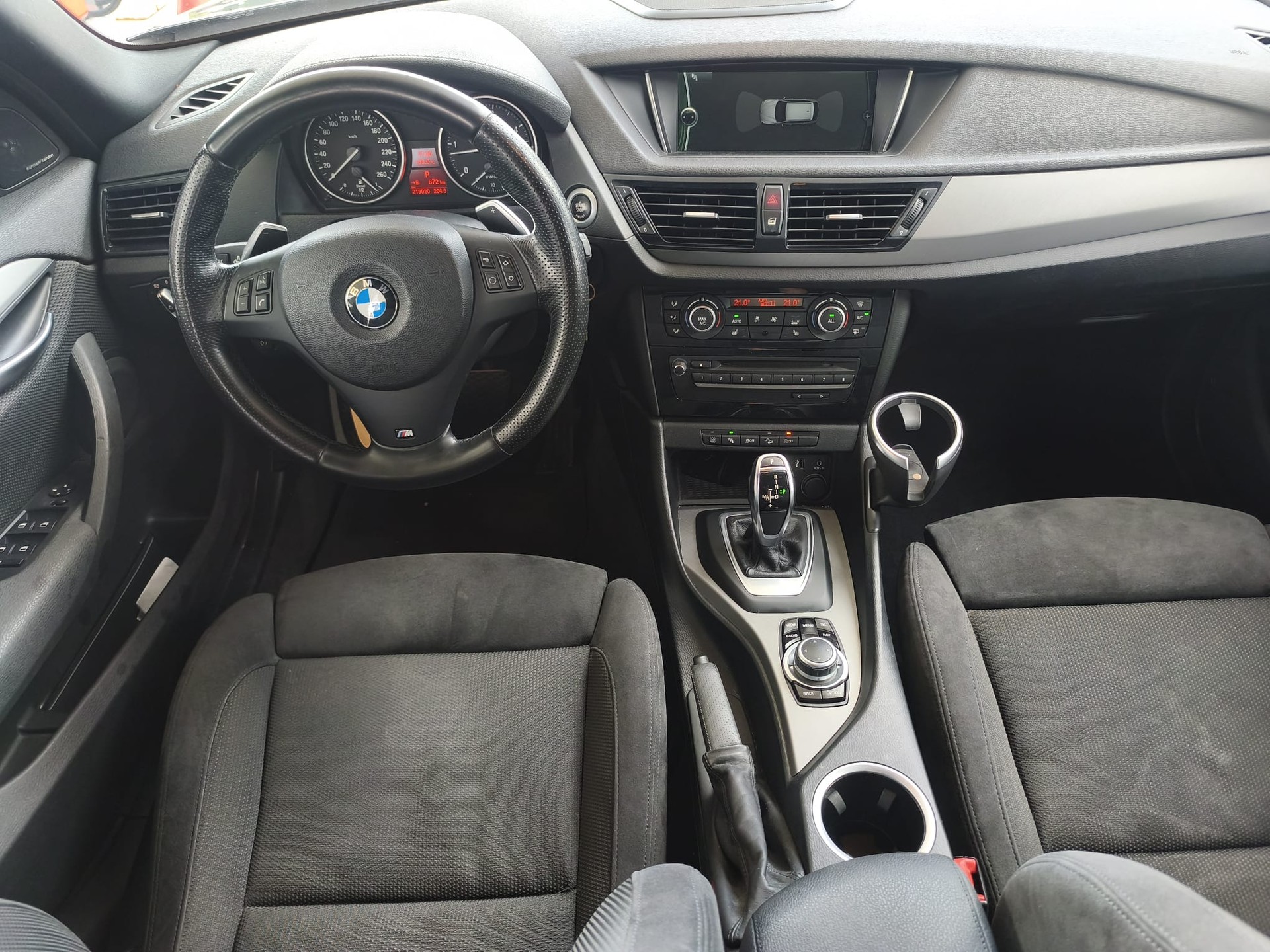 BMW X1 xDrive 20d Sport Line Steptronic-image-21