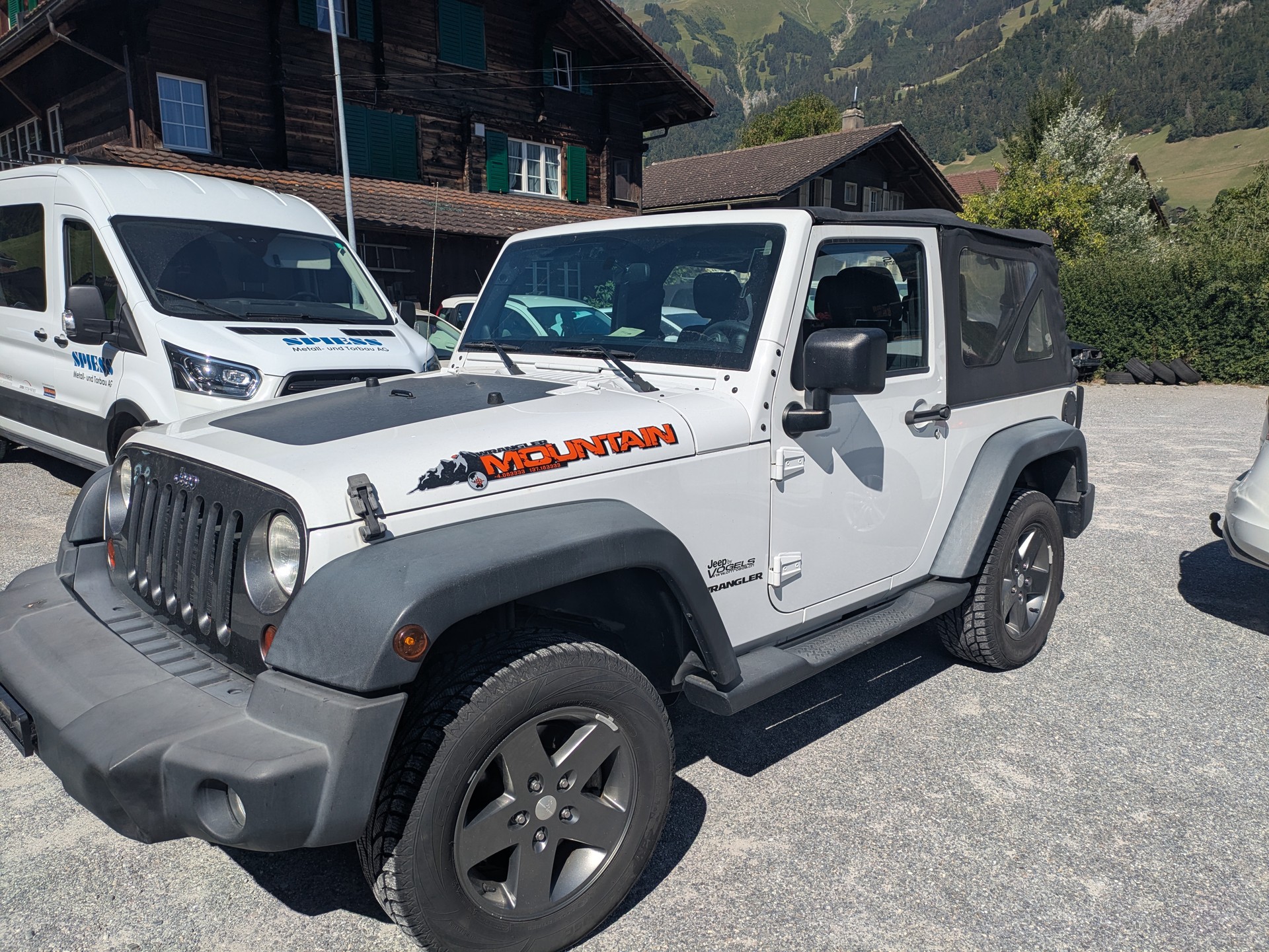 JEEP Wrangler 2.8 CRD Sport-showroom-element-1