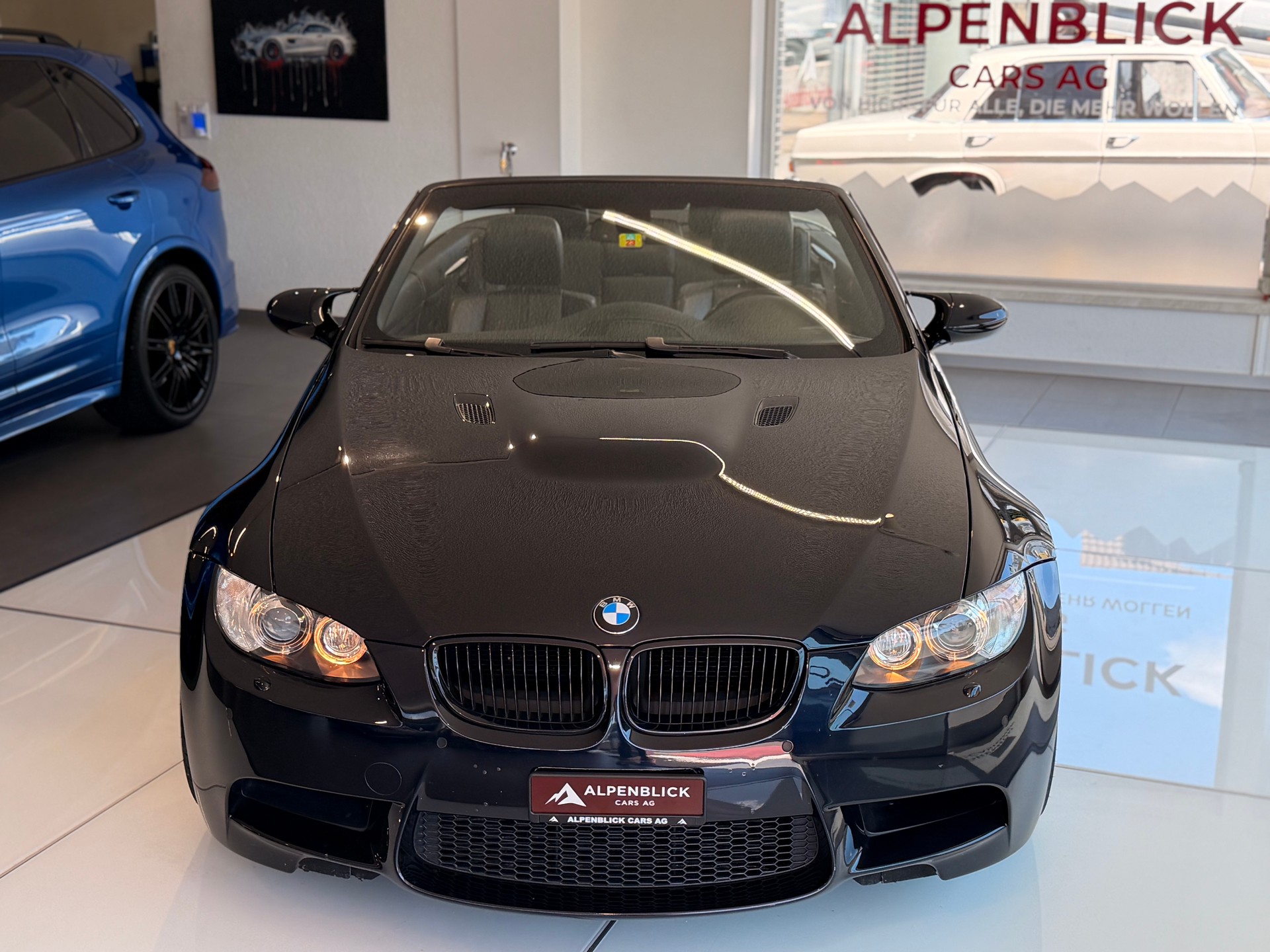 BMW M3 Cabriolet-showroom-element-2