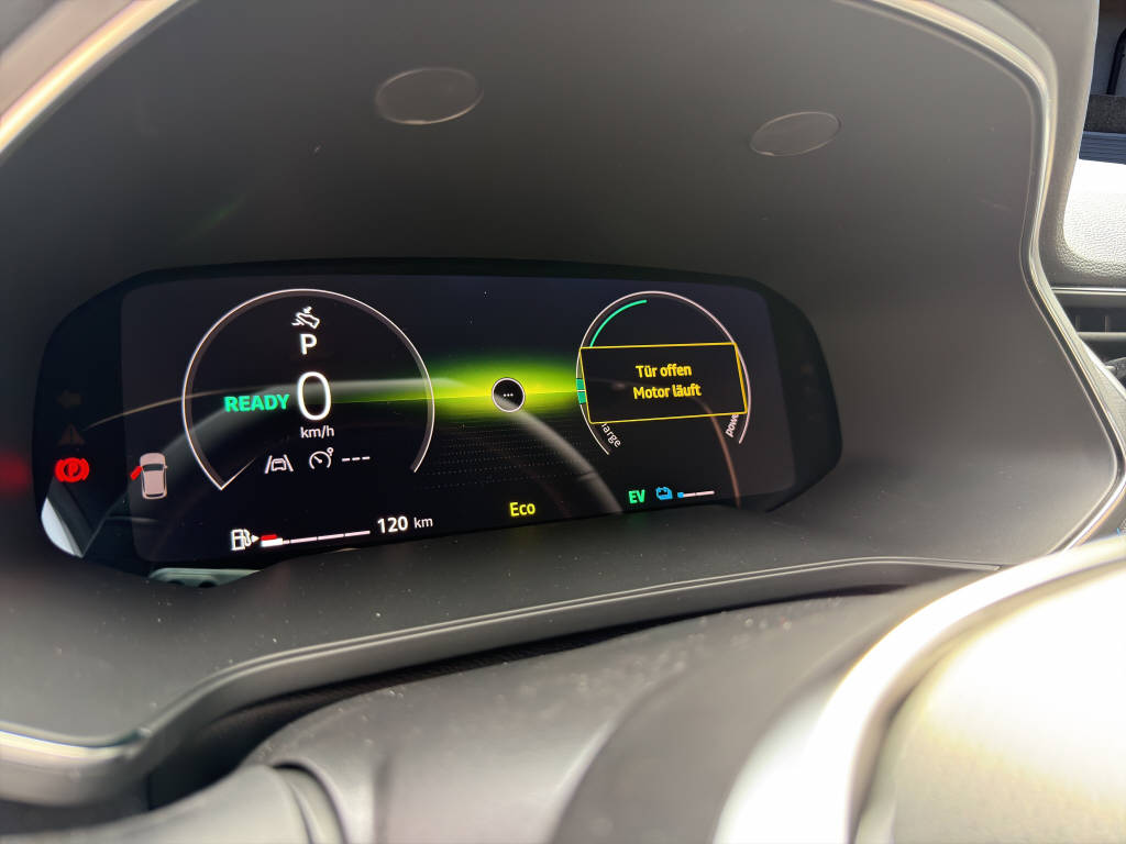 RENAULT Captur 1.8 E-Tech esprit Alpine-image-11