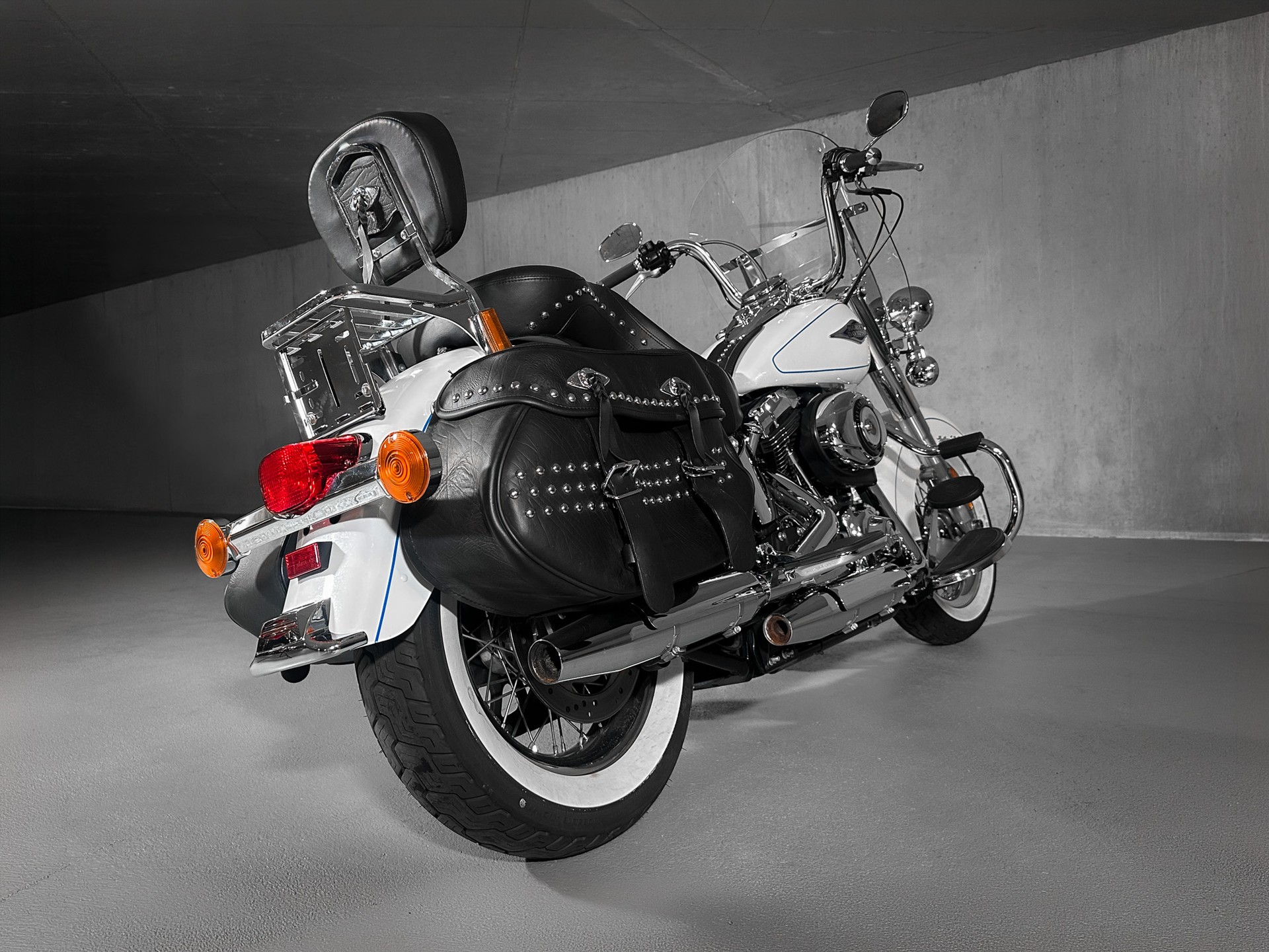 HARLEY-DAVIDSON FLSTC Softail Heritage Classic ABS-image-11